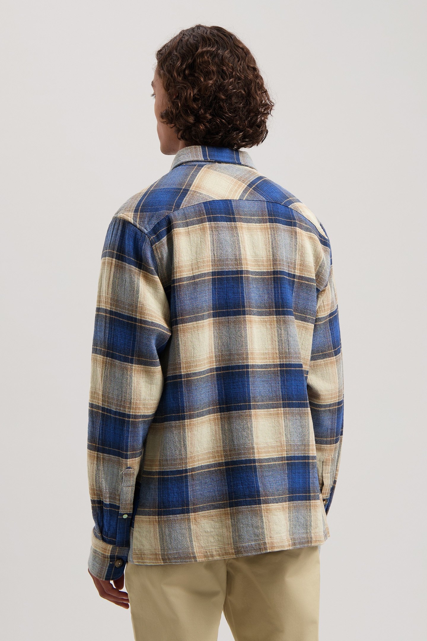 DS_COREY OVERSHIRT DAPHNE 2