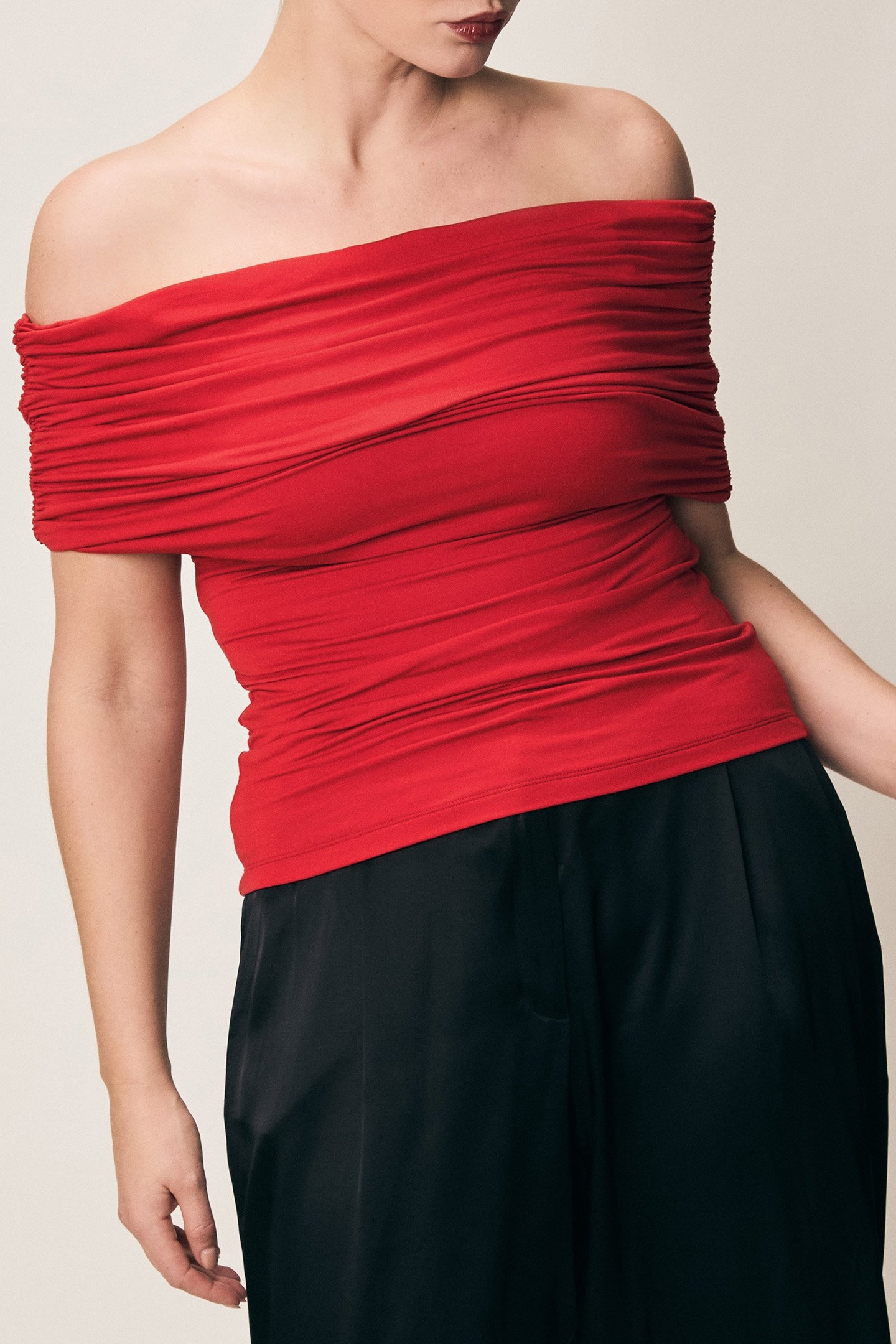 DOSINIA LUSCIOUS RED 3