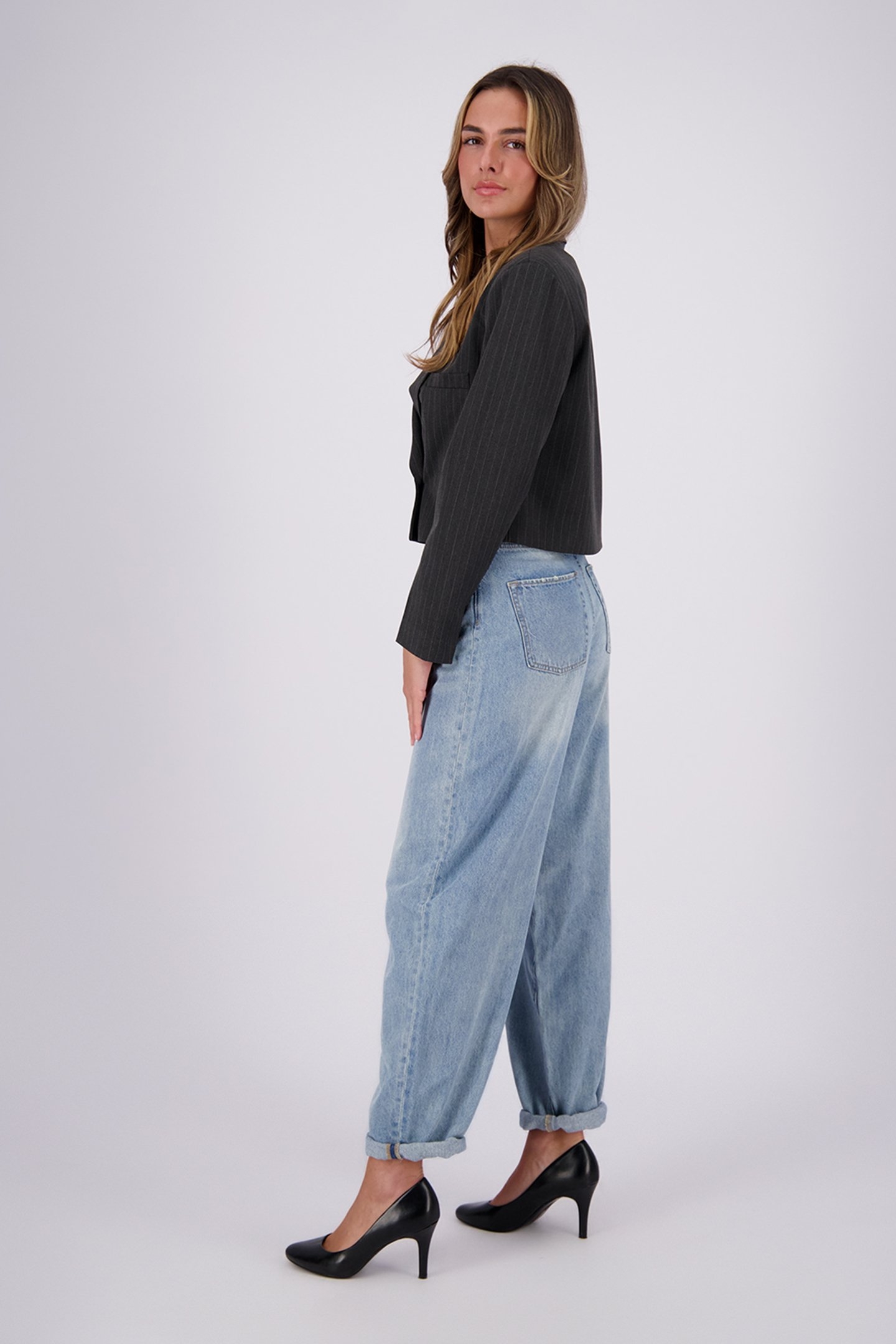 SPRING LIGHT BLUE STONE 7