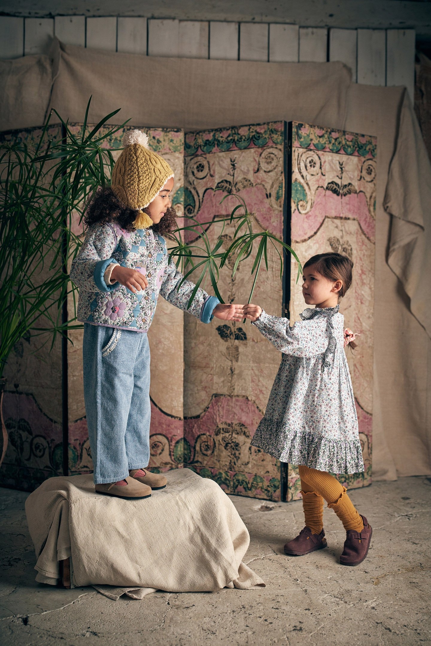 DRESS LARA CREAM RETRO PANSY 4