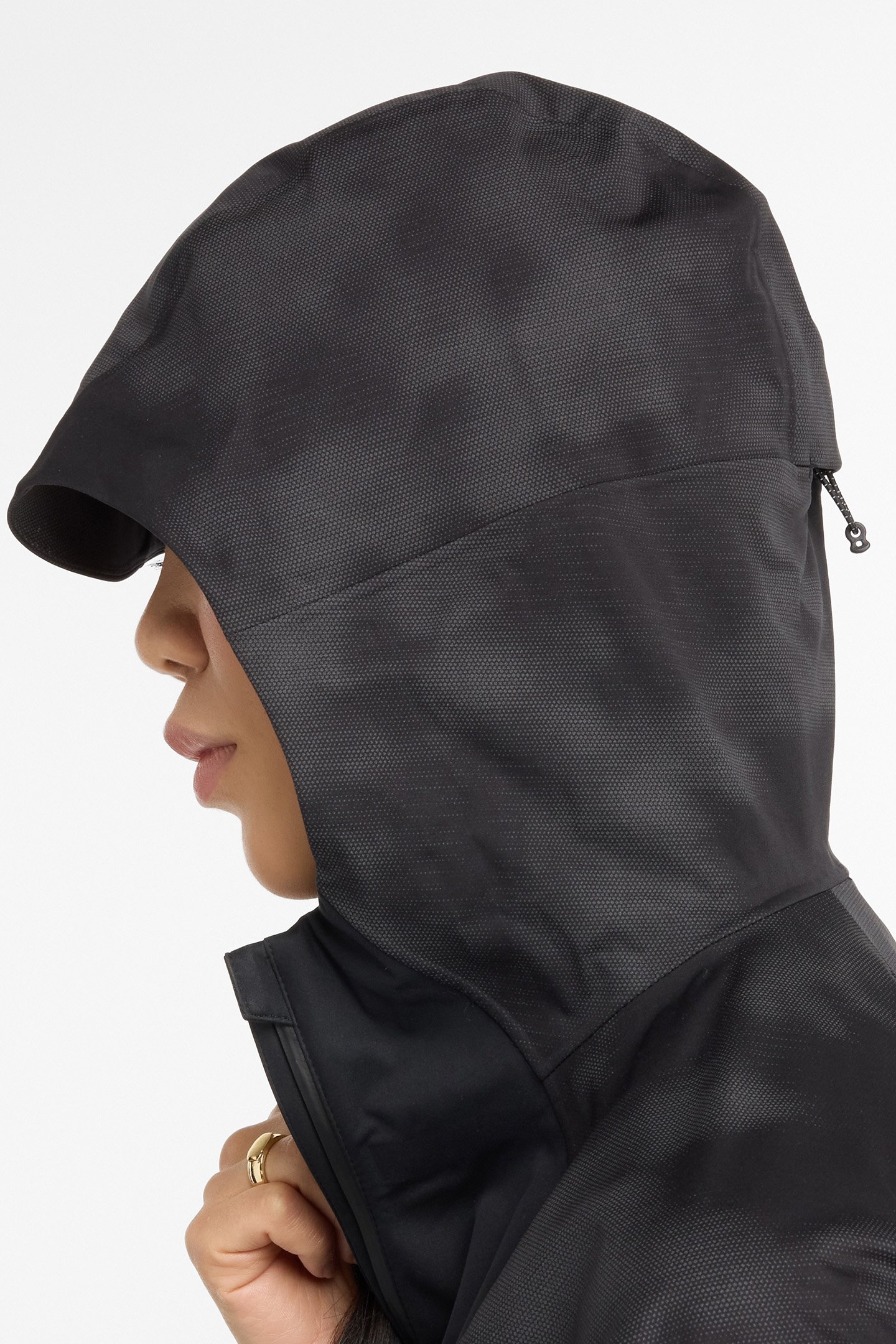 REFLECTIVE WOVEN JACKET IN BLACK 6