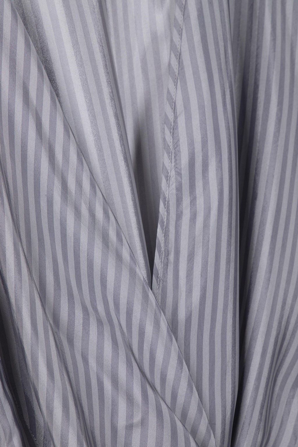 RILEY R DRESS IRON 4