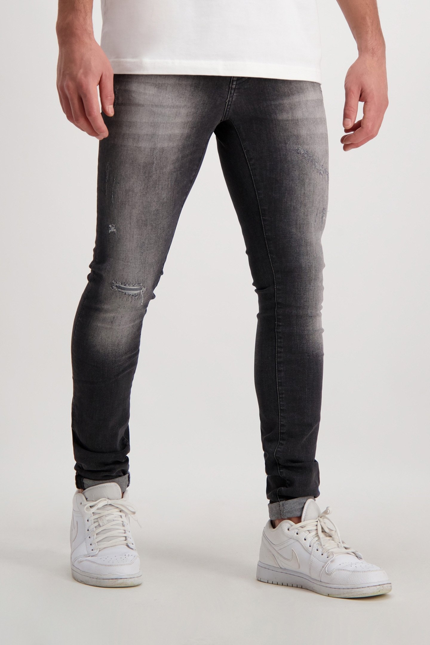 ARON SUPER SKINNY BLACK USED 1
