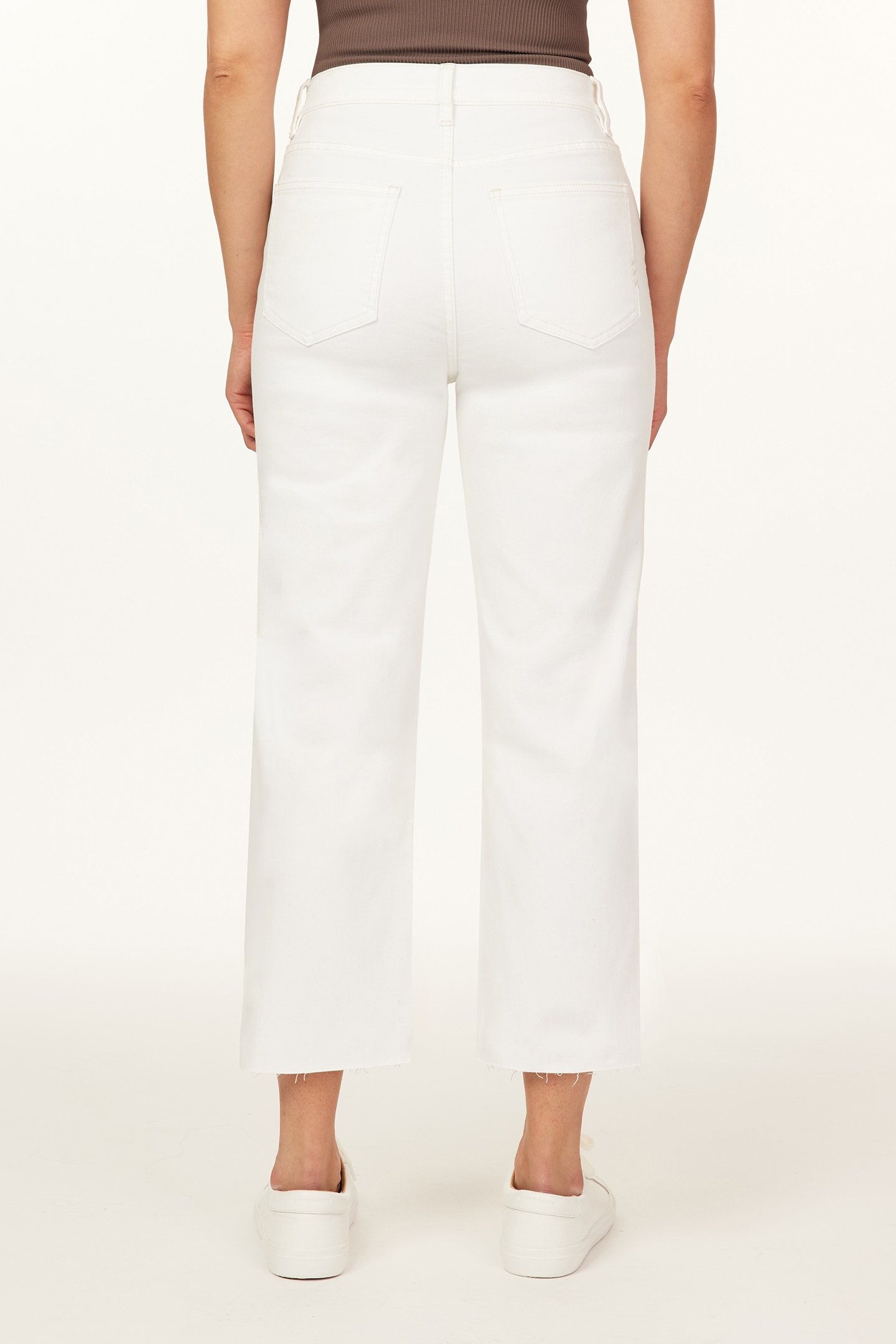 THE SKY CROP (26” INSEAM) OPTIC WHITE 2