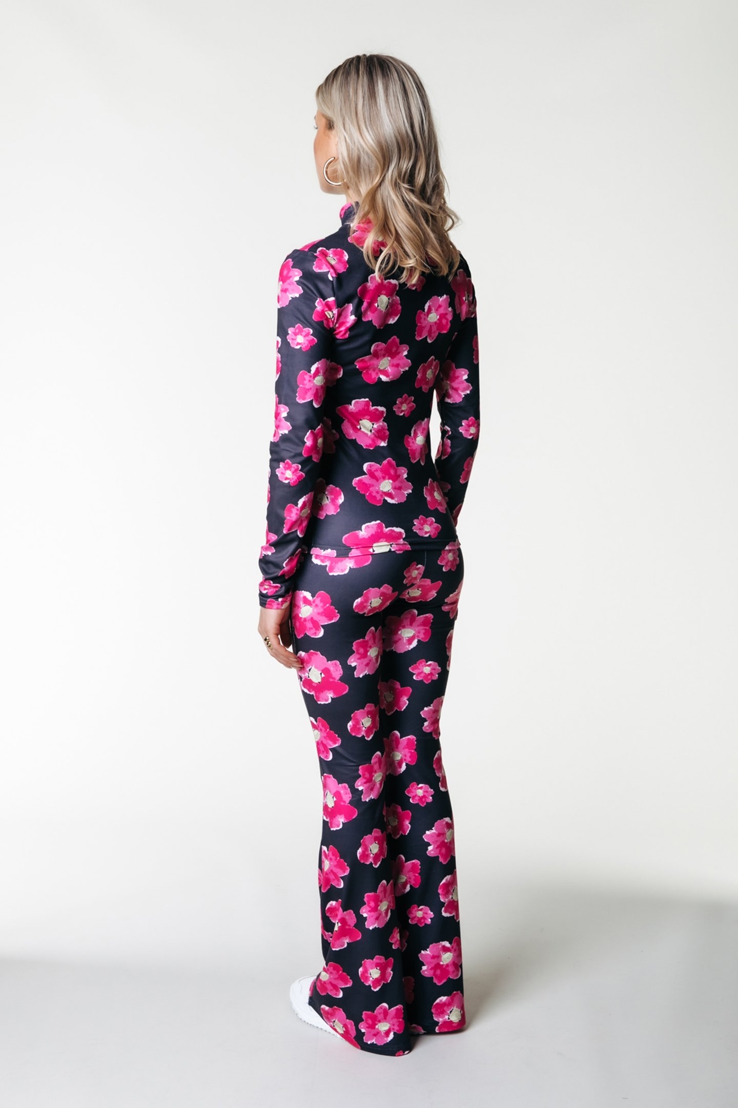 POPPY FLOWER PEACHED EXTRA FLARE PANTS BRIGHT PINK 2