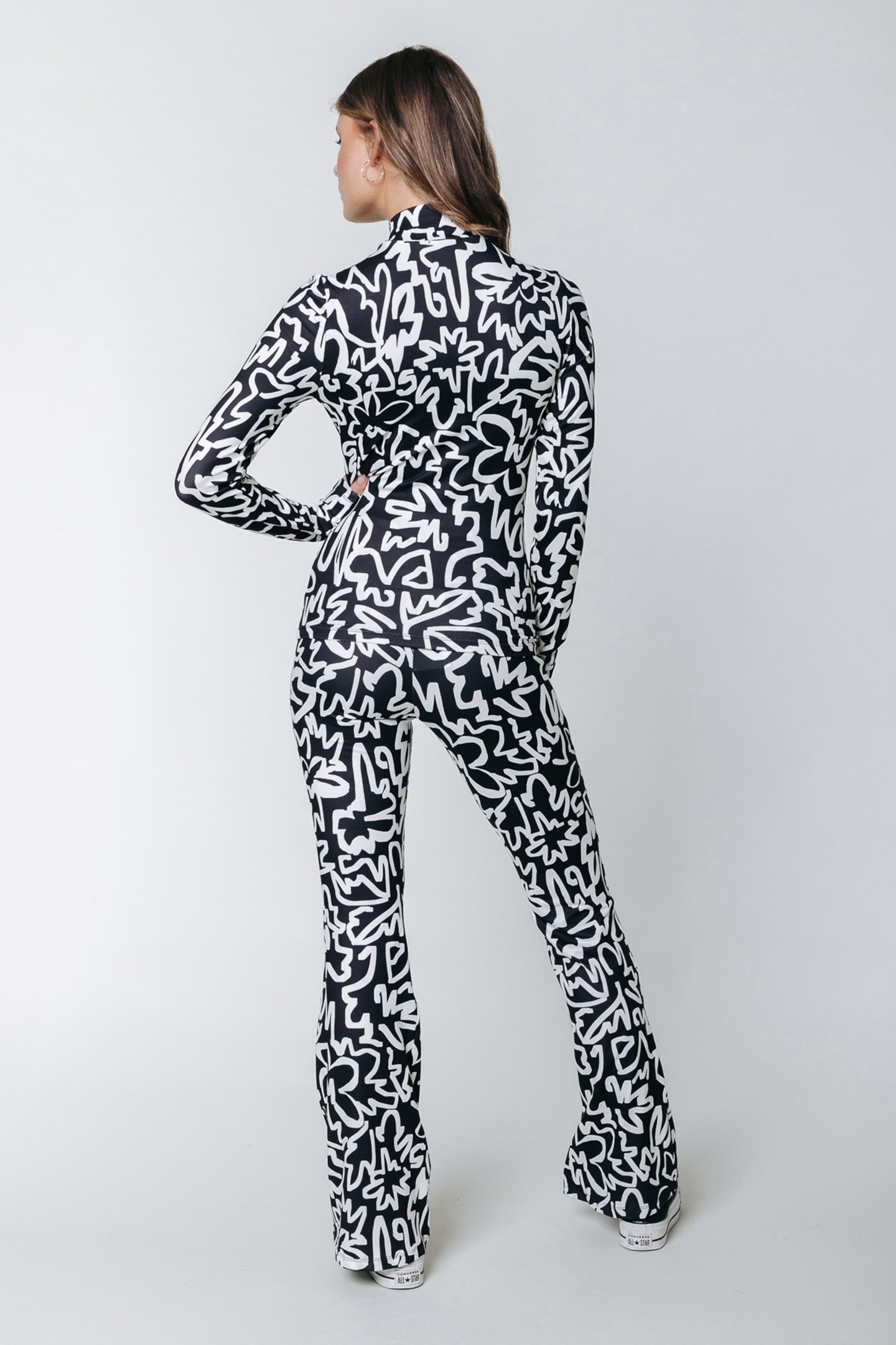 MARKER PEACHED EXTRA FLARE PANTS BLACK/WHITE 3