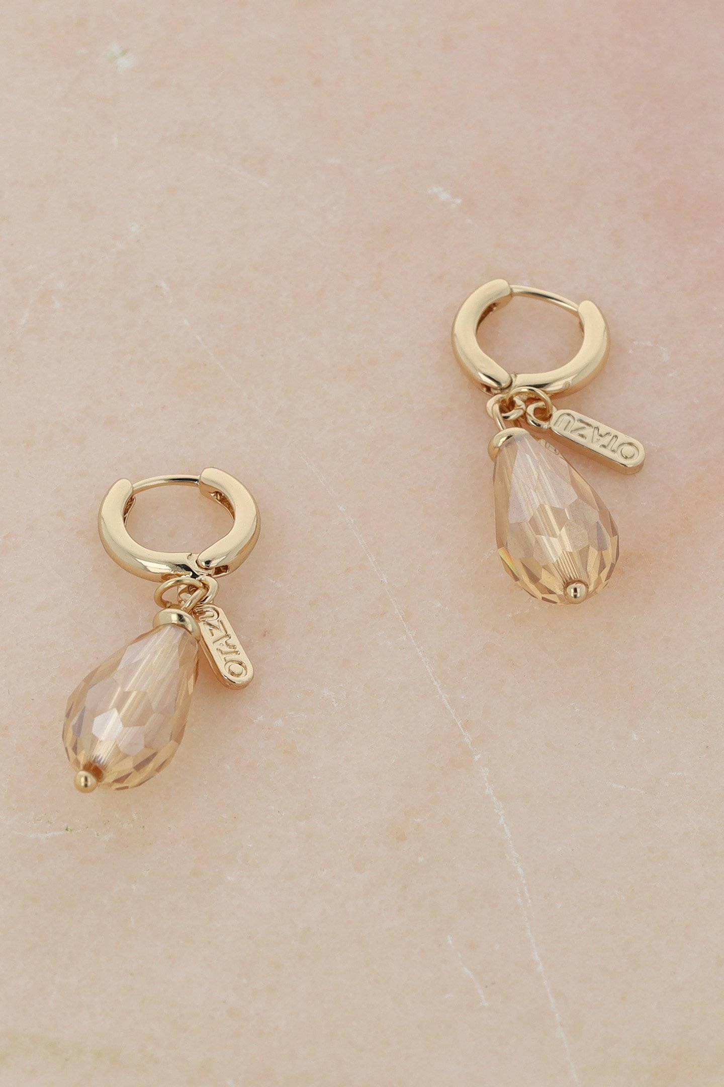 GOLDEN CRYSTAL DROP EARHANGERS 3