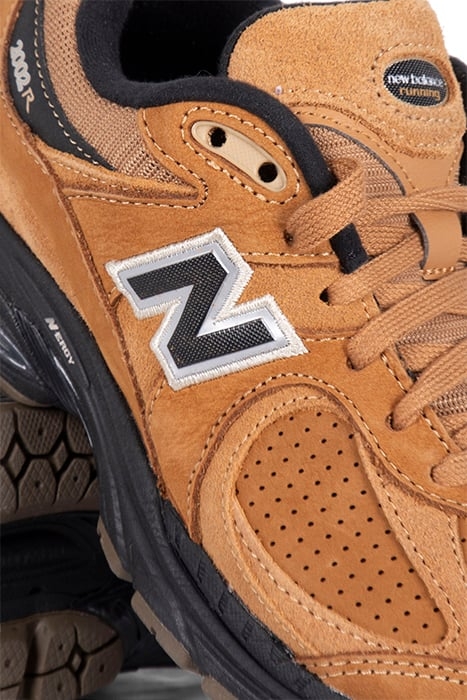 NEW BALANCE – M 2002 REI TOBACCO 4