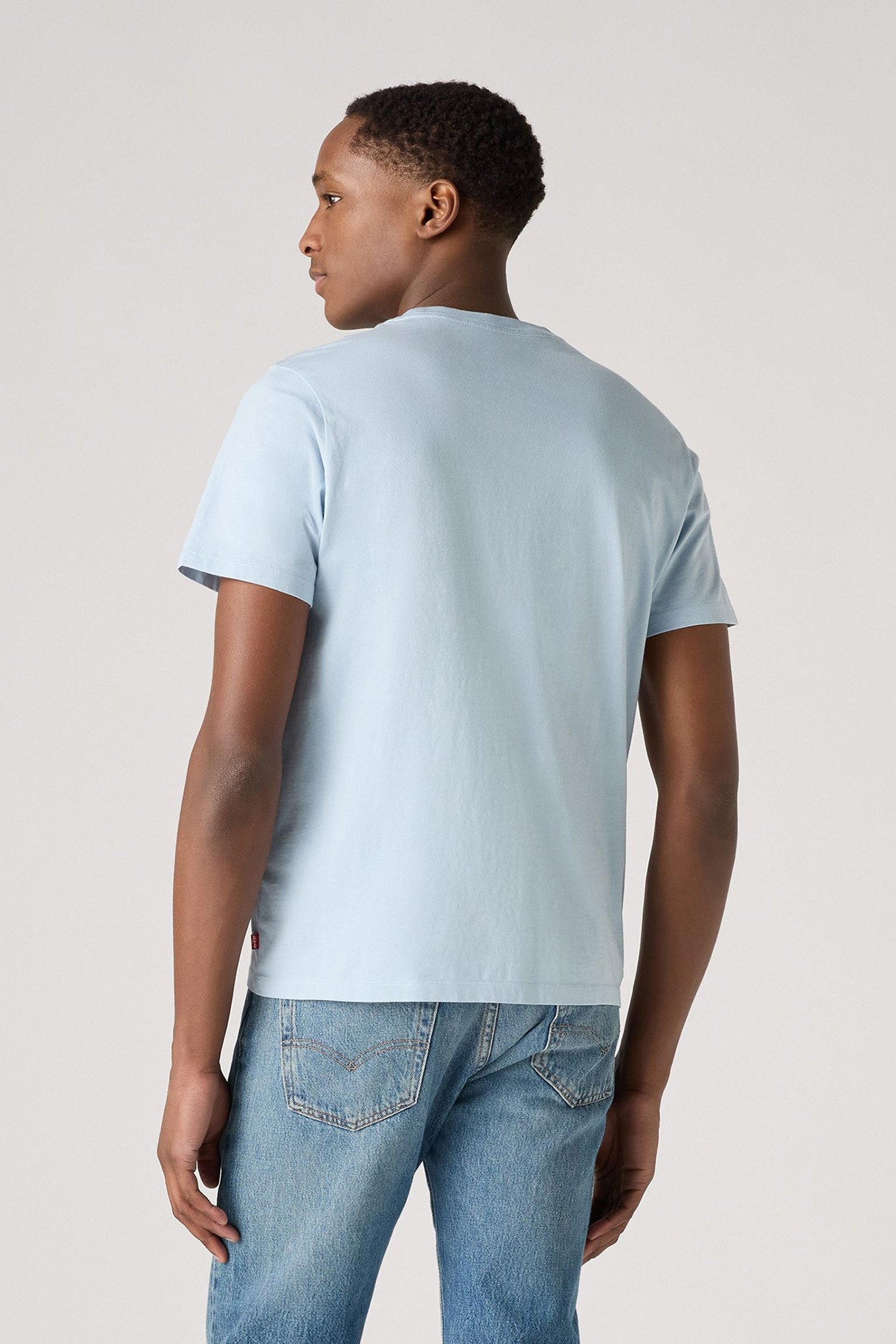 LSEGRAPHIC CREWNECK TE LC WHITE HEADLINE 2