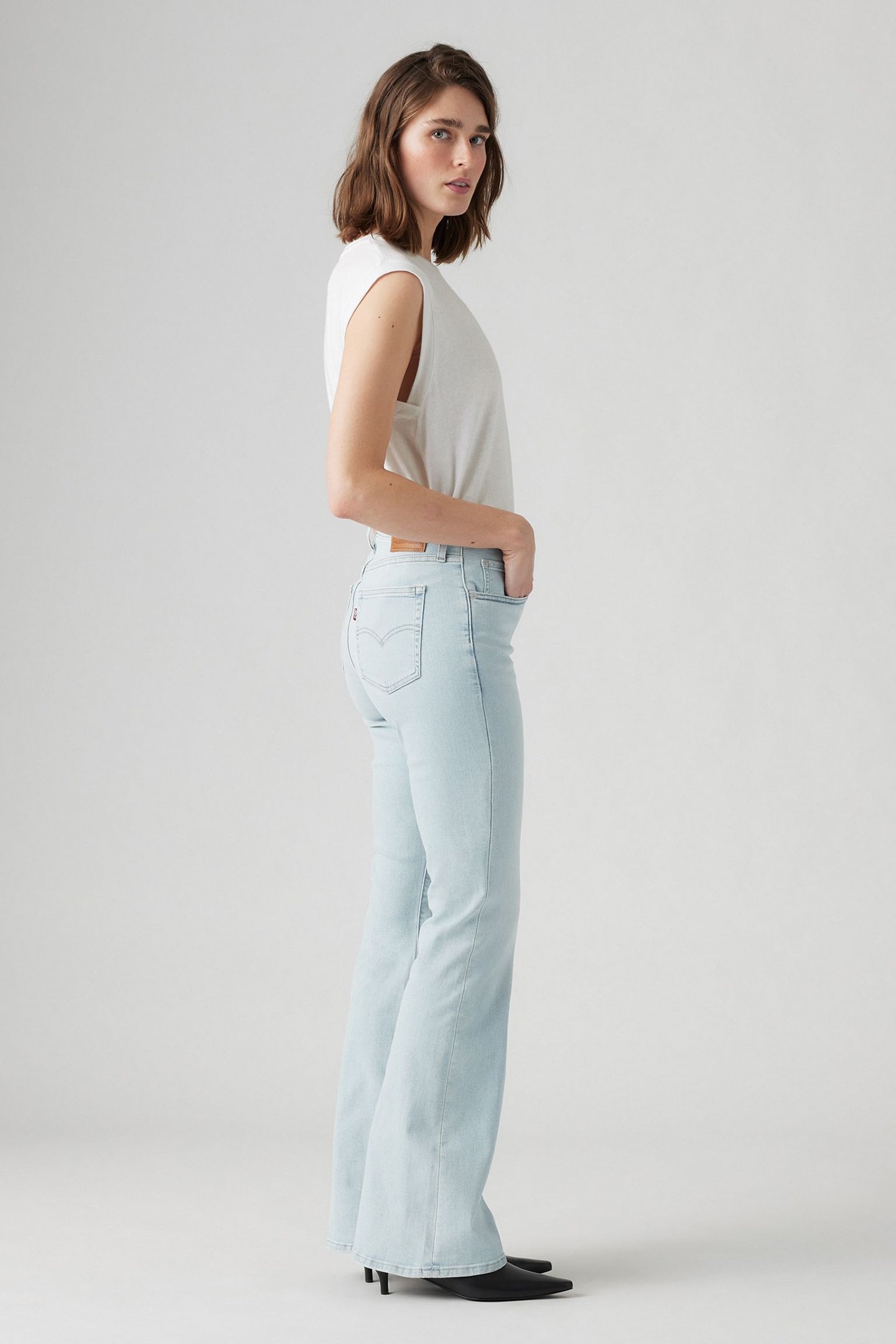 726 HR FLARE FLIP THROUGH 5