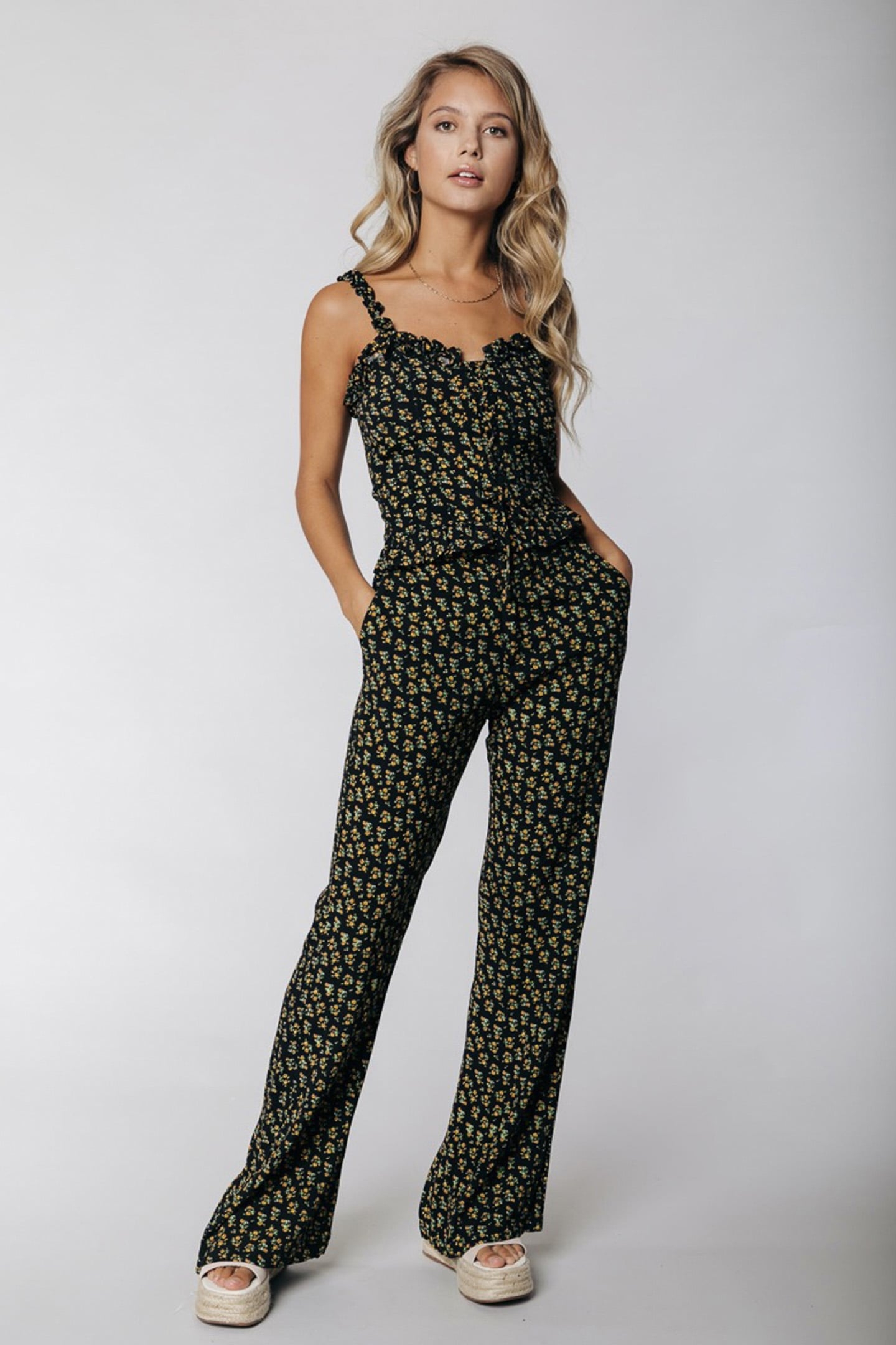 AGGY SMALL FLOWER LACE-UP TOP YELLOW 1
