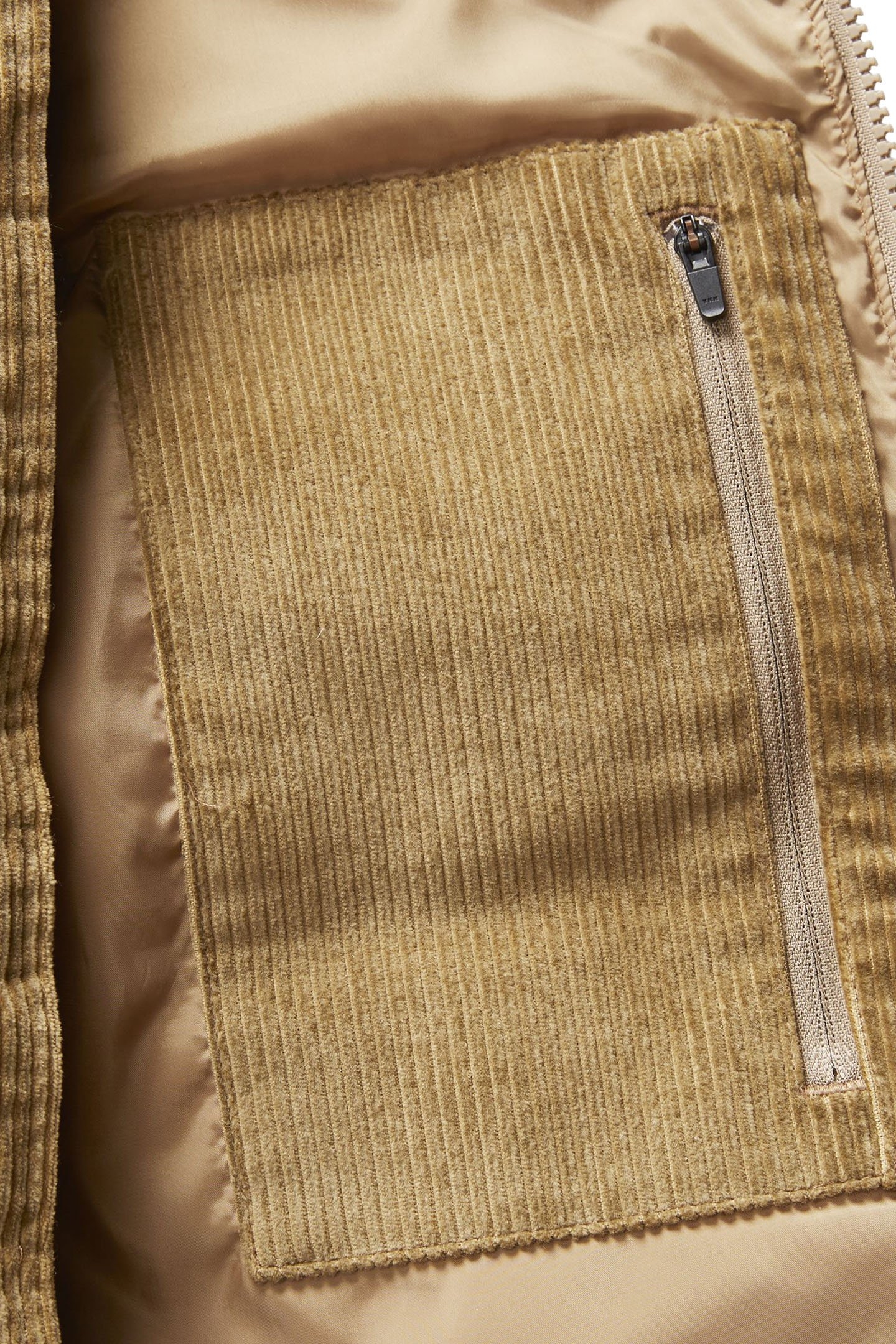 SUNSET PUFFER JACKET IN BROWN CORD 6