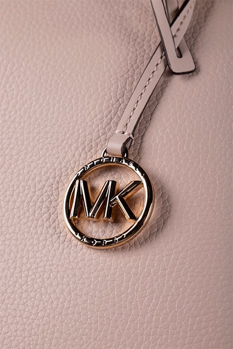 MEDIUM TOP ZIP TOTE BAG WITH CHAIN IN SOFT PINK 6