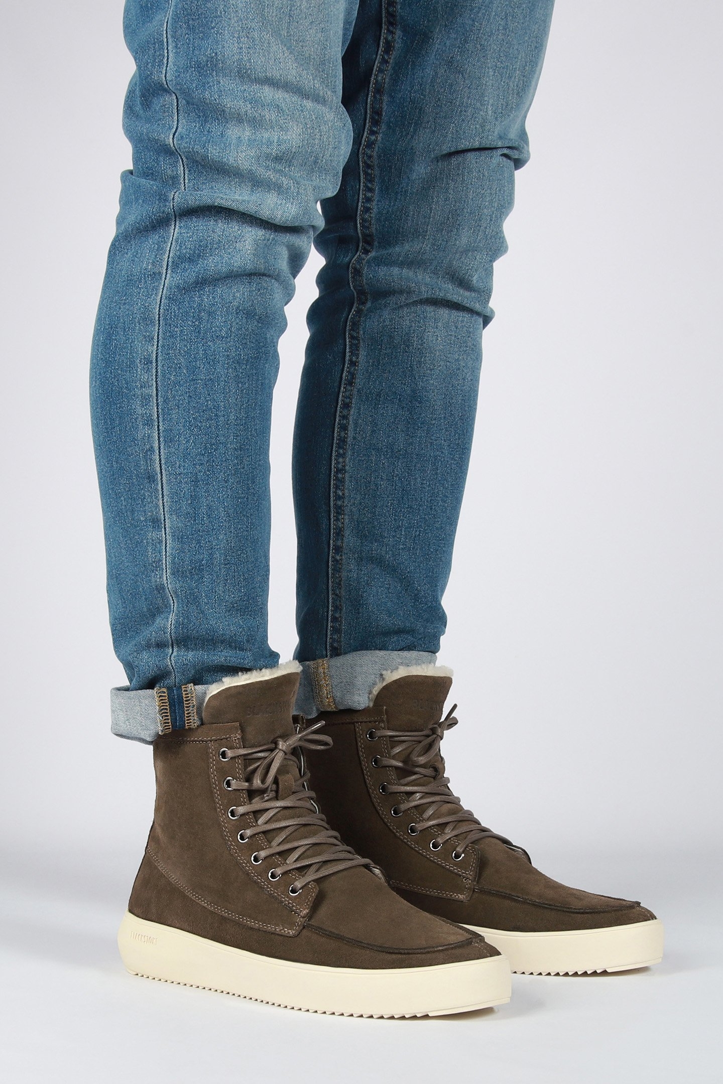 ASPEN ELLIOT SALOON 3