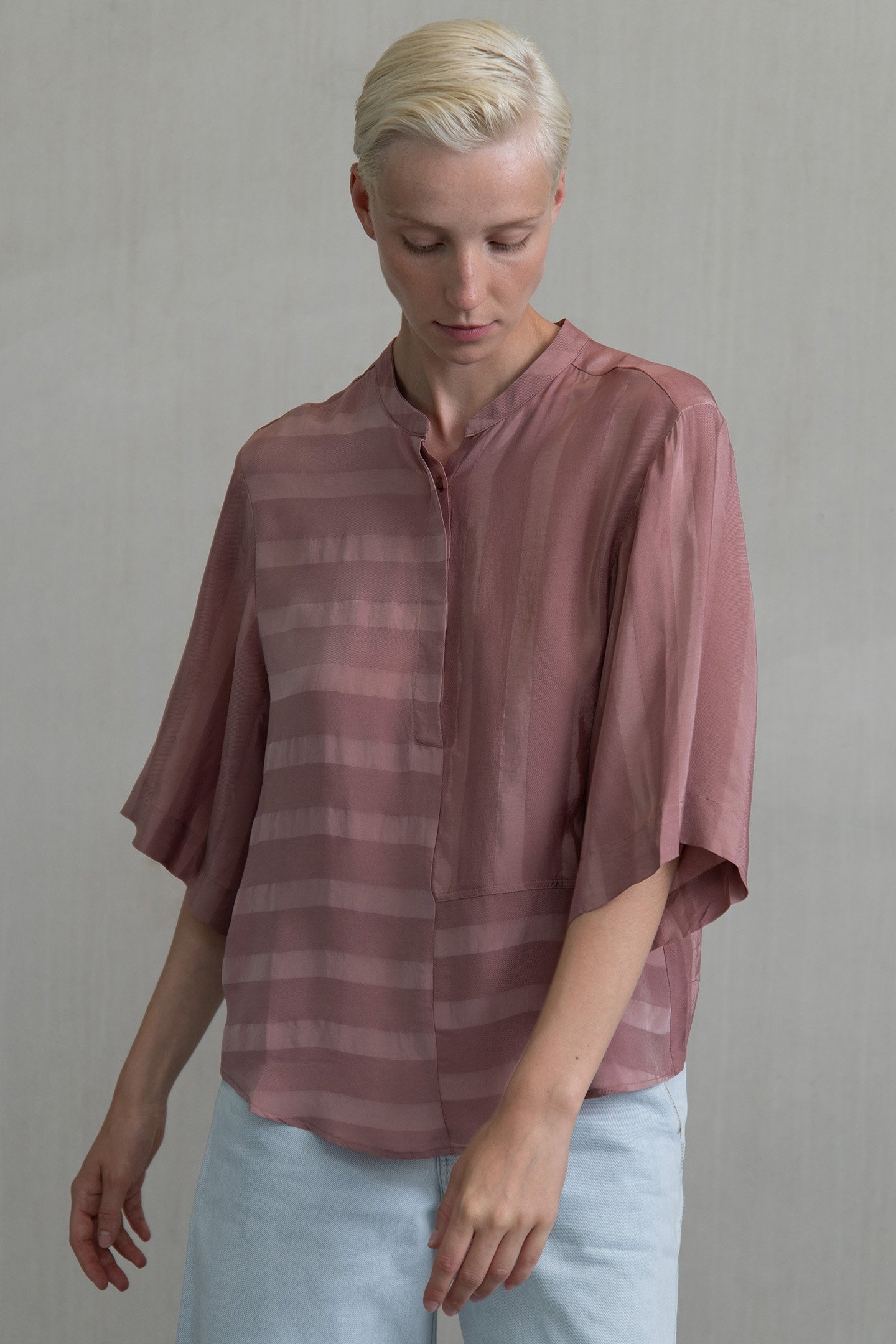 SOLANNE S TOP DUSTRO 1