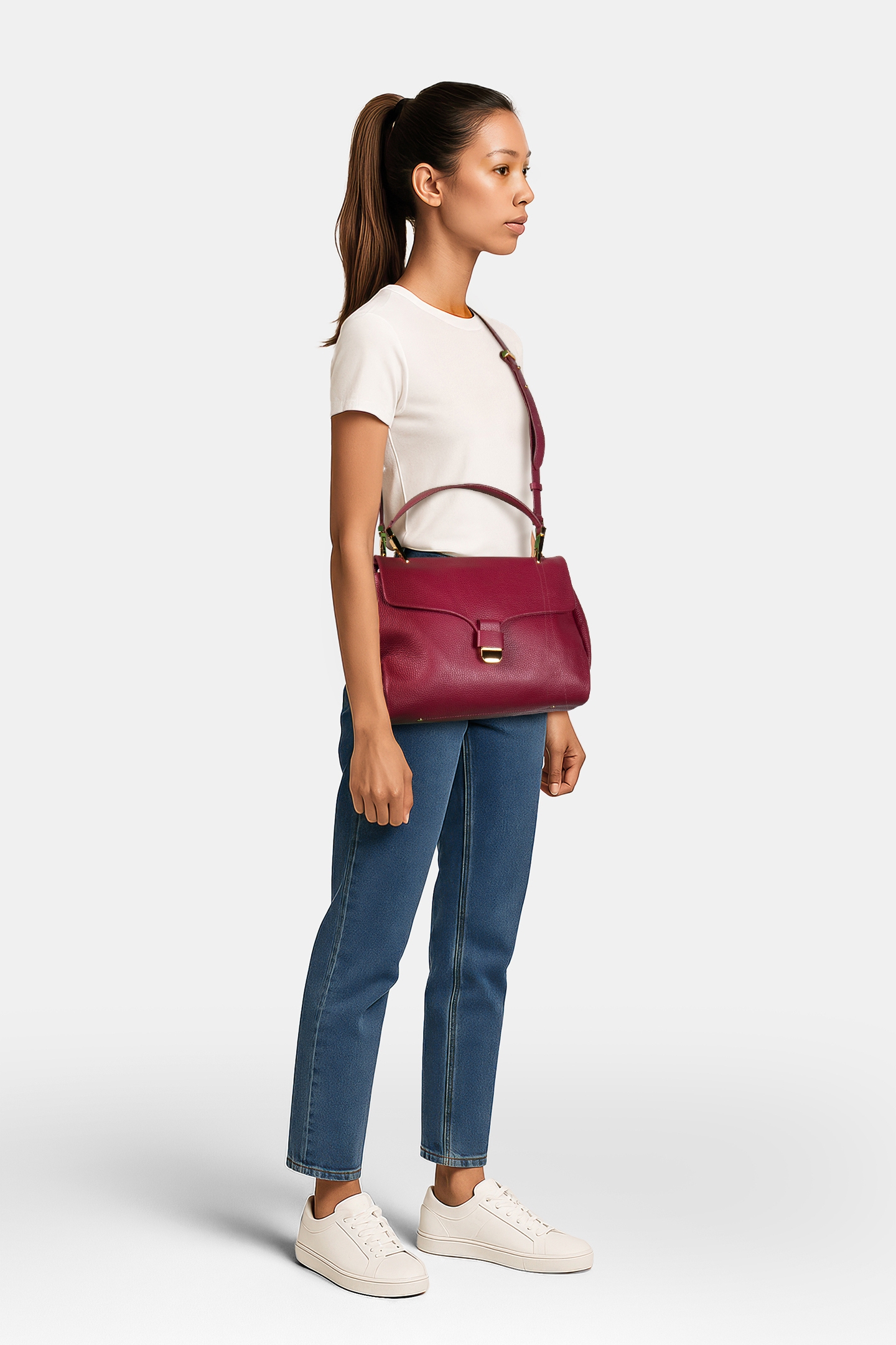 HANDBAG IN LEATHER 2