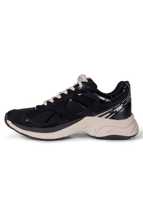 LEO TRAINER IN BLACK 3