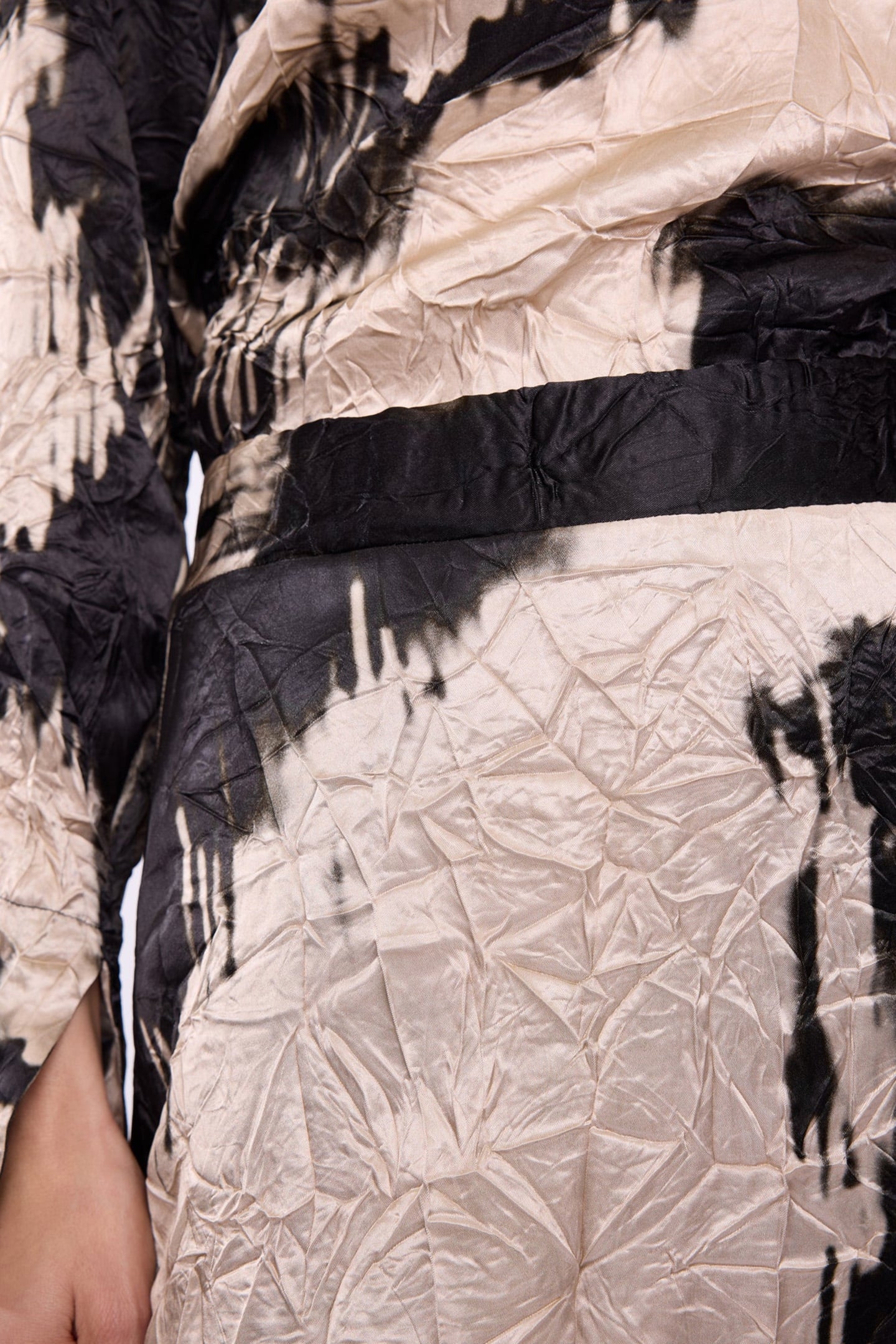 WRINKLE CHAMPAGNE SKIRT CHAMPAGNE/BLACK 7