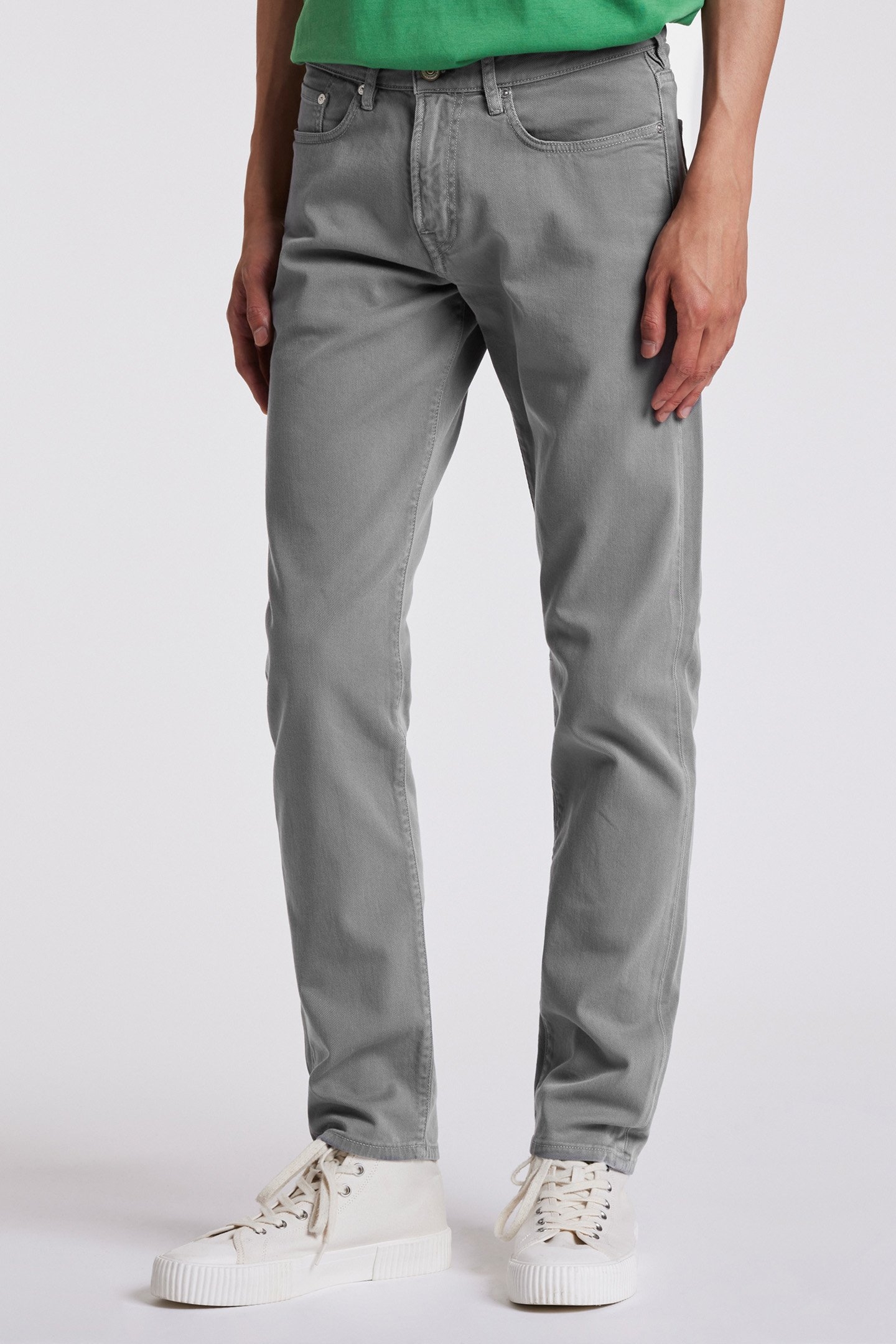 TAPERED FIT JEAN GREY 1