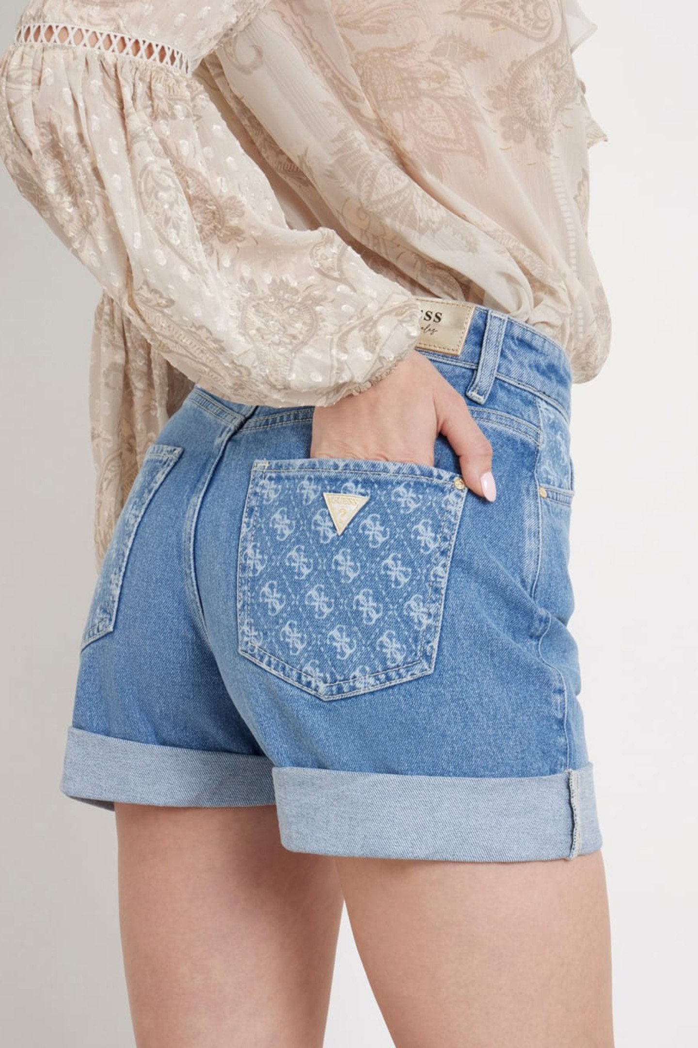 DOLORES SHORTS THE MOON LOGO 5