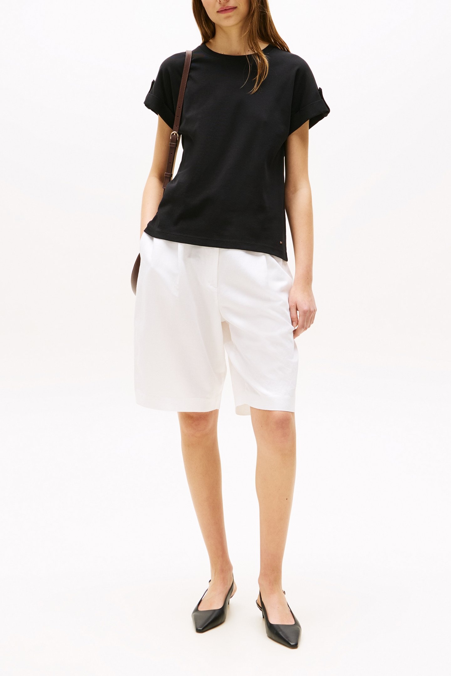 GOLD BUTTON MDRN C-N BLACK 2