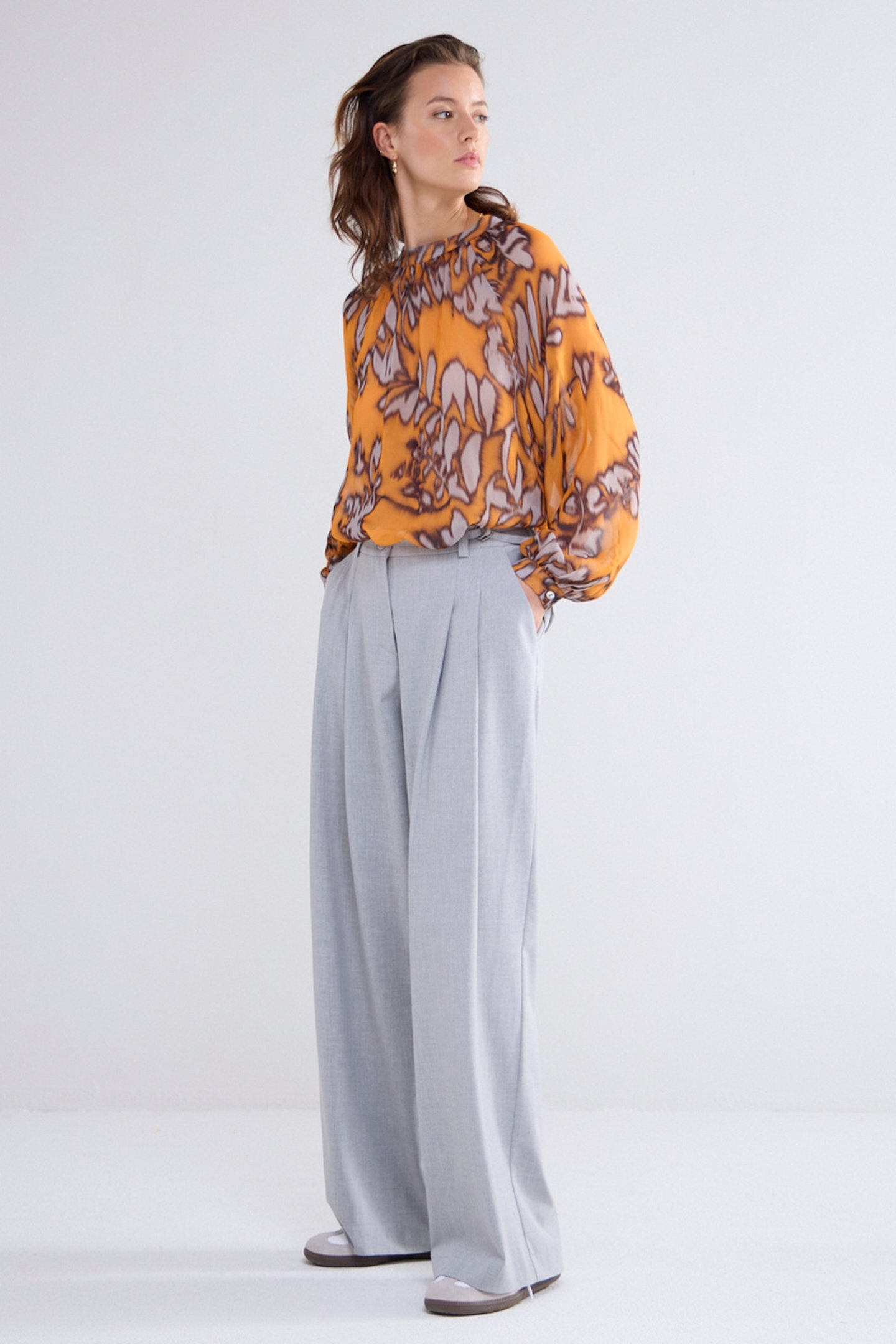 TOP SPICY ORANGE PRINT REDS 2