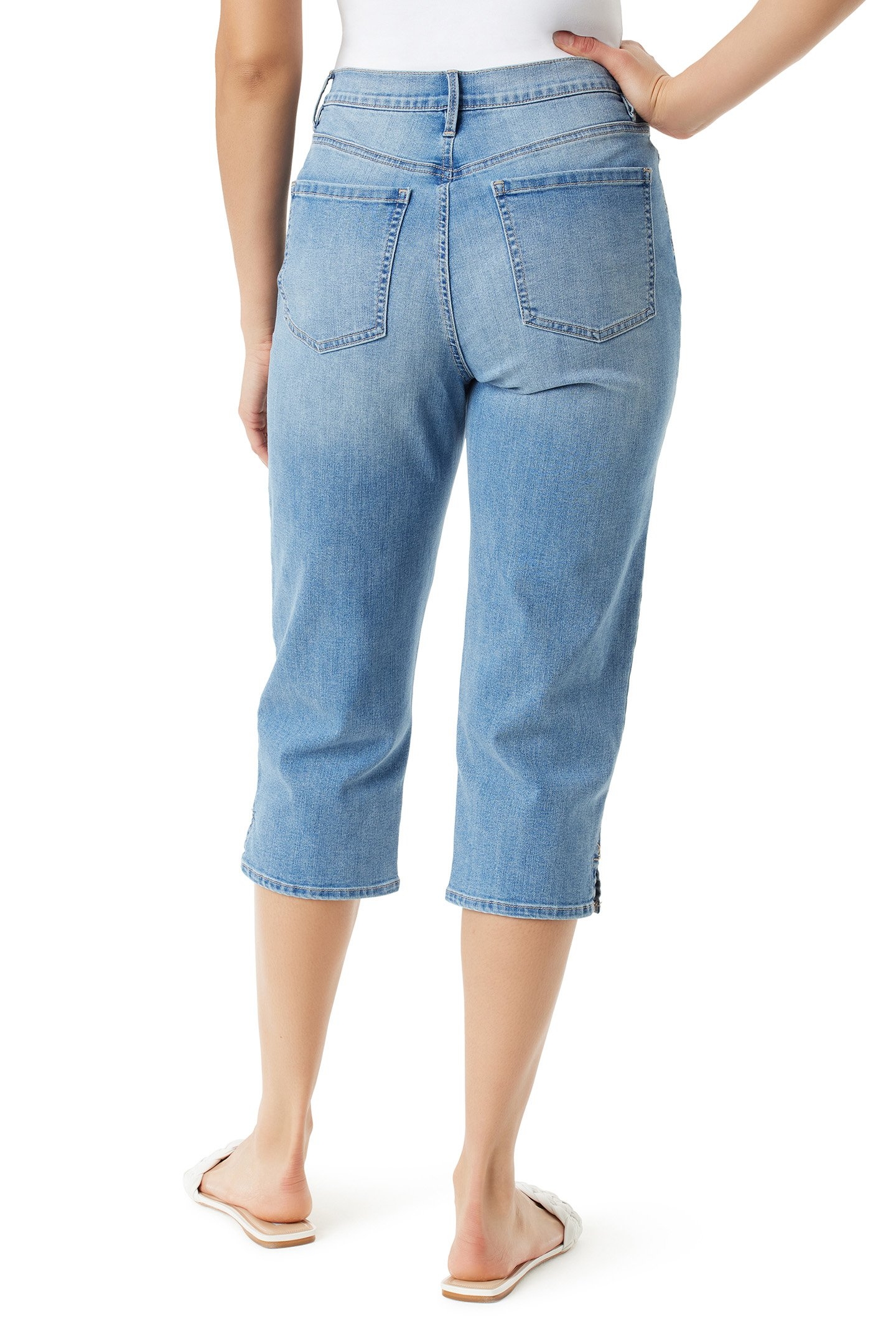 GLORIA VANDERBILT AMANDA CAPRI BELLMORE 2