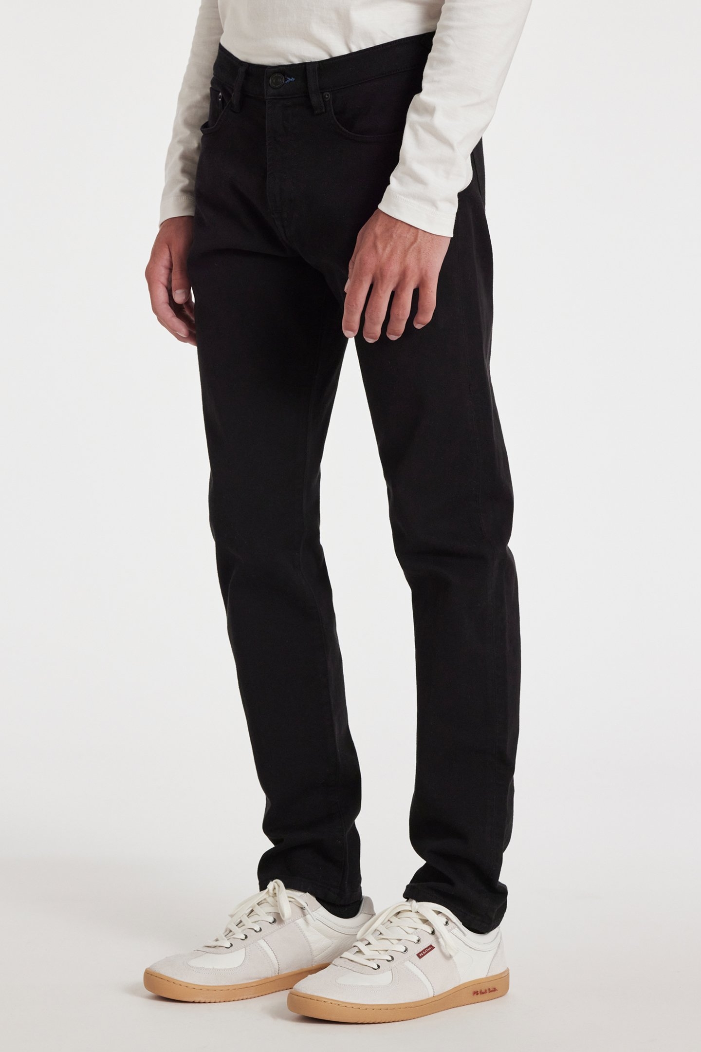 TAPERED FIT JEAN BLACK 4