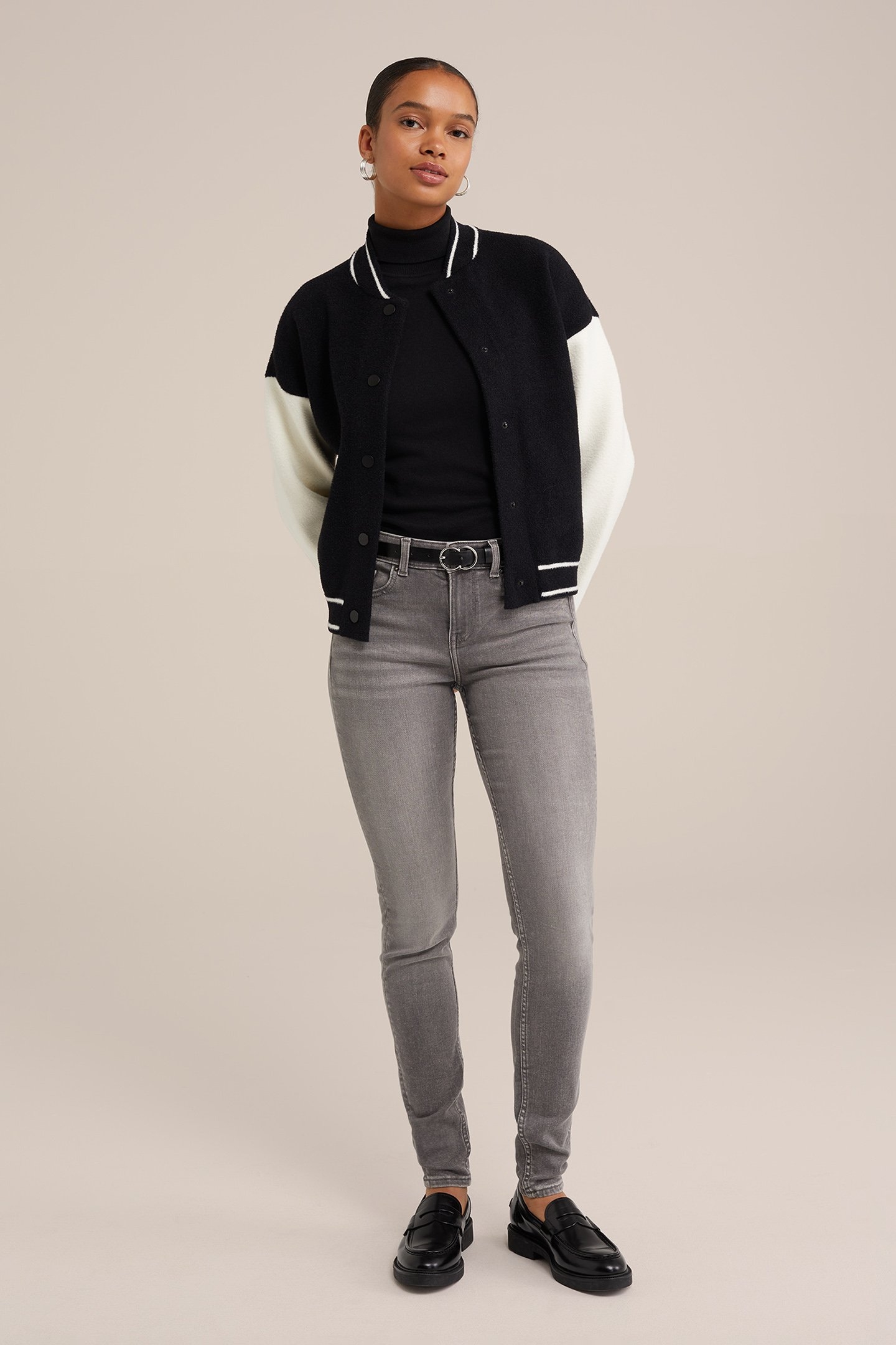 5-POCKET MID WAIST LIGHT GREY 3