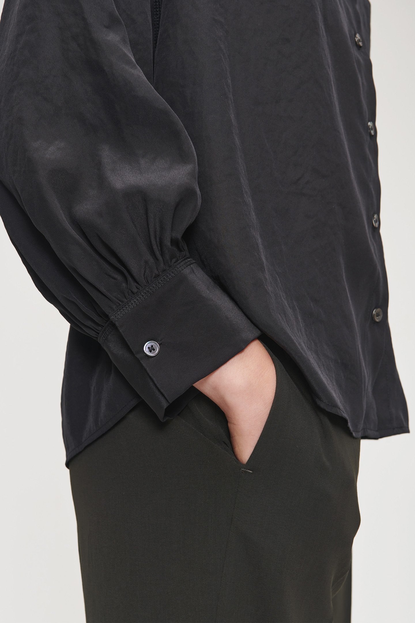 TECHNOSILK BLOUSE BLACK 6