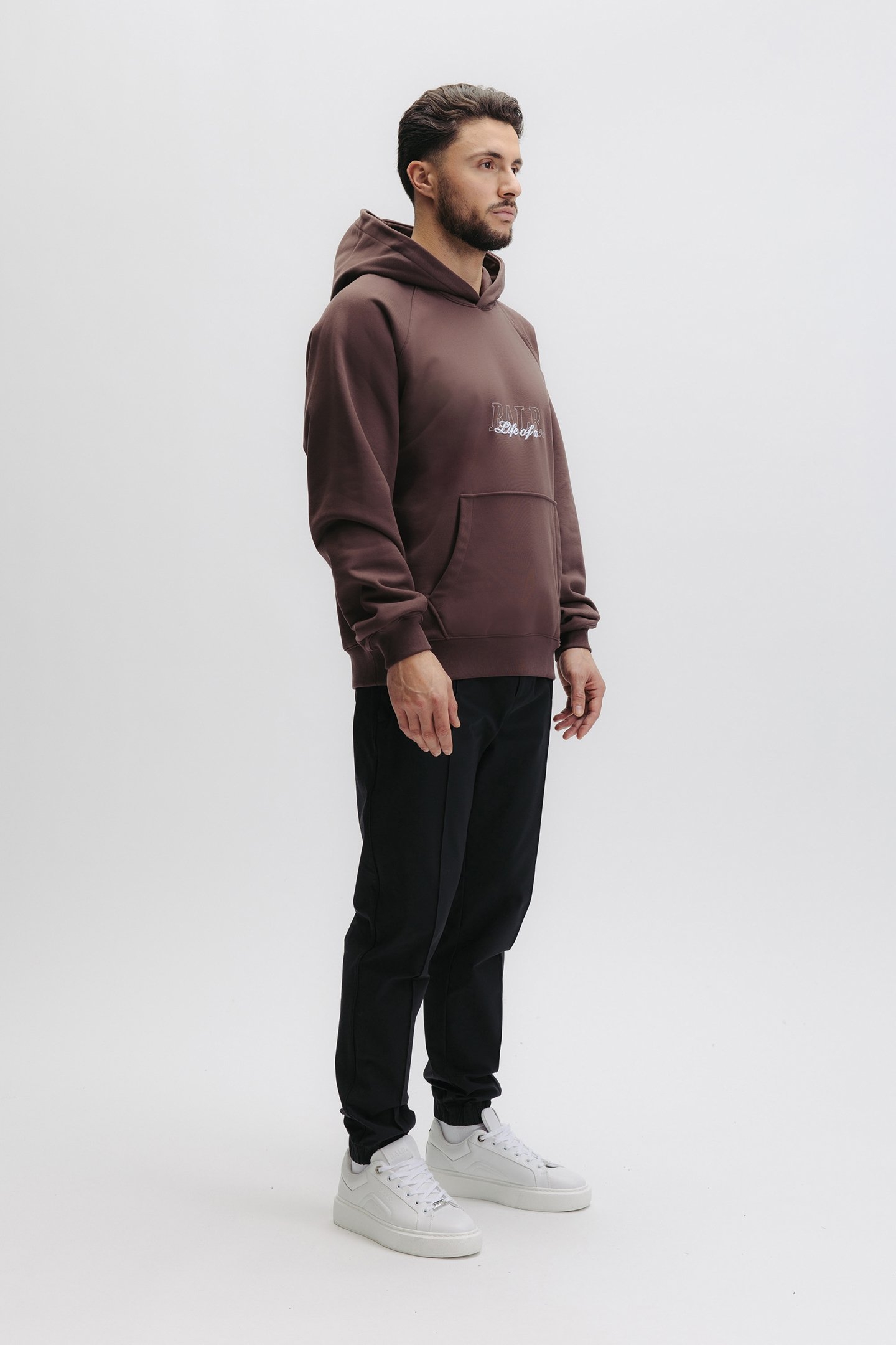 SCRIPT RELAXED FIT HOODIE DEEP BROWN 3