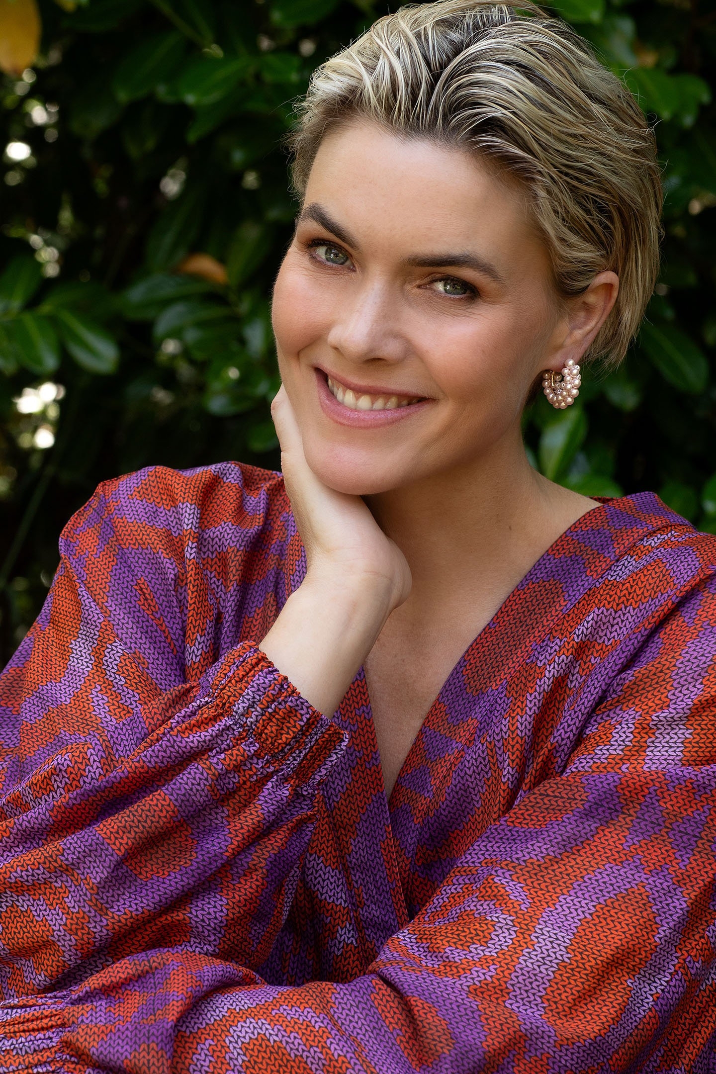 ESTATE MINI PEARL HOOPS PINK PINK 3