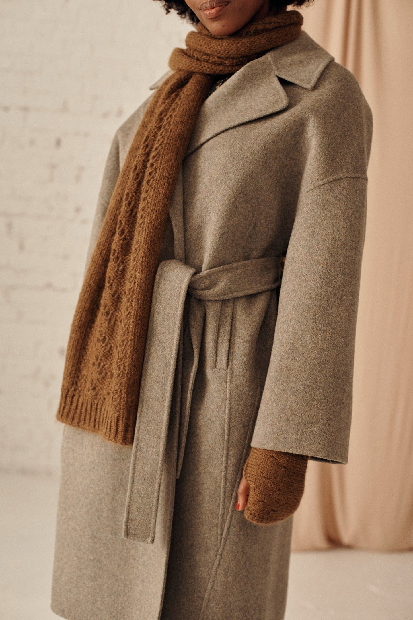 KNITTED SCARF GIULIA DARK KHAKI 1