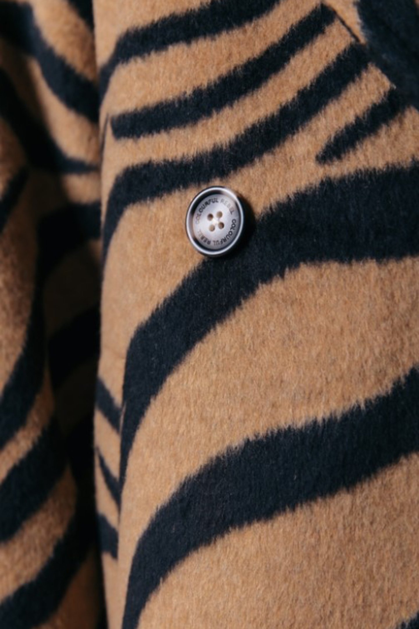 ZANIA ZEBRA DOUBLE BREASTED WOOL LONG COAT BROWN 7