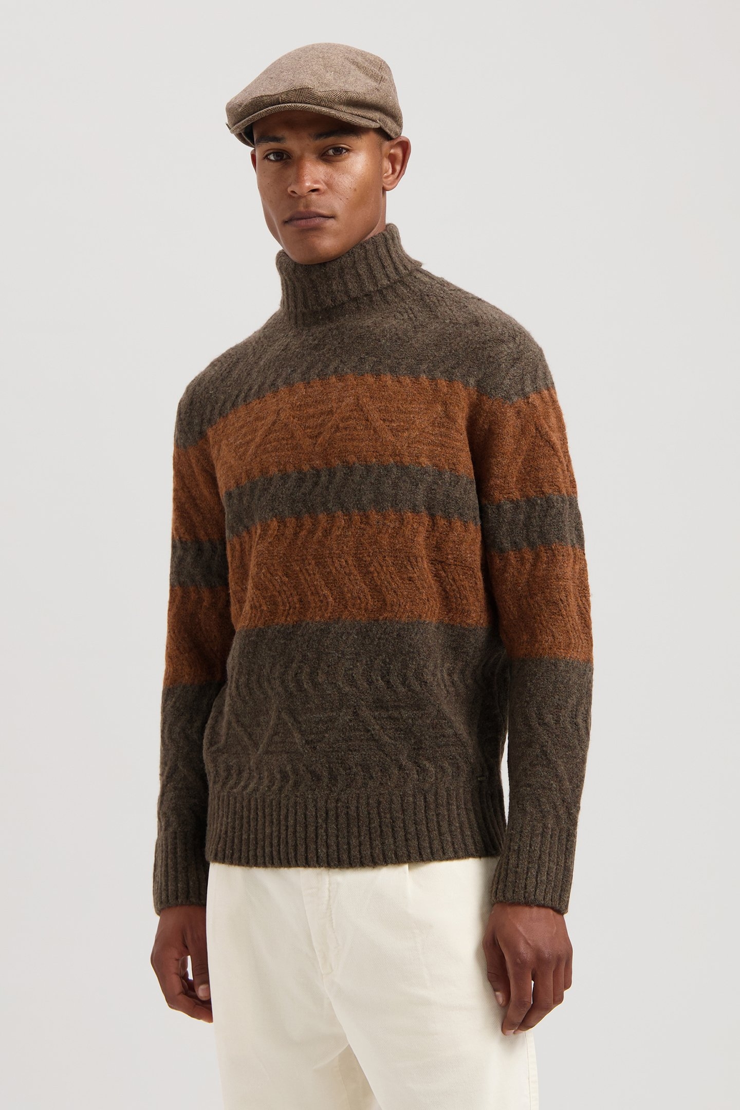DS_CALEB TURTLENECK RUSTIC BROWN 1