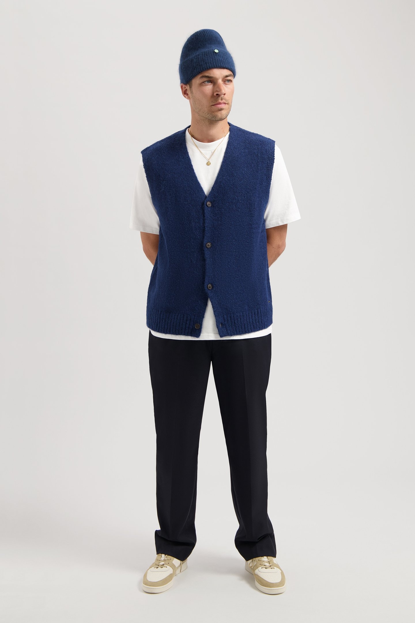 DS_HIGIN SPENCER DAPHNE 3