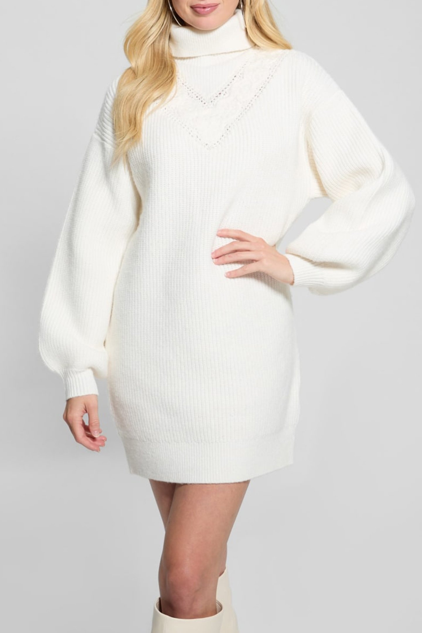 LS TURTLENECK KATIE DOVE WHITE 1