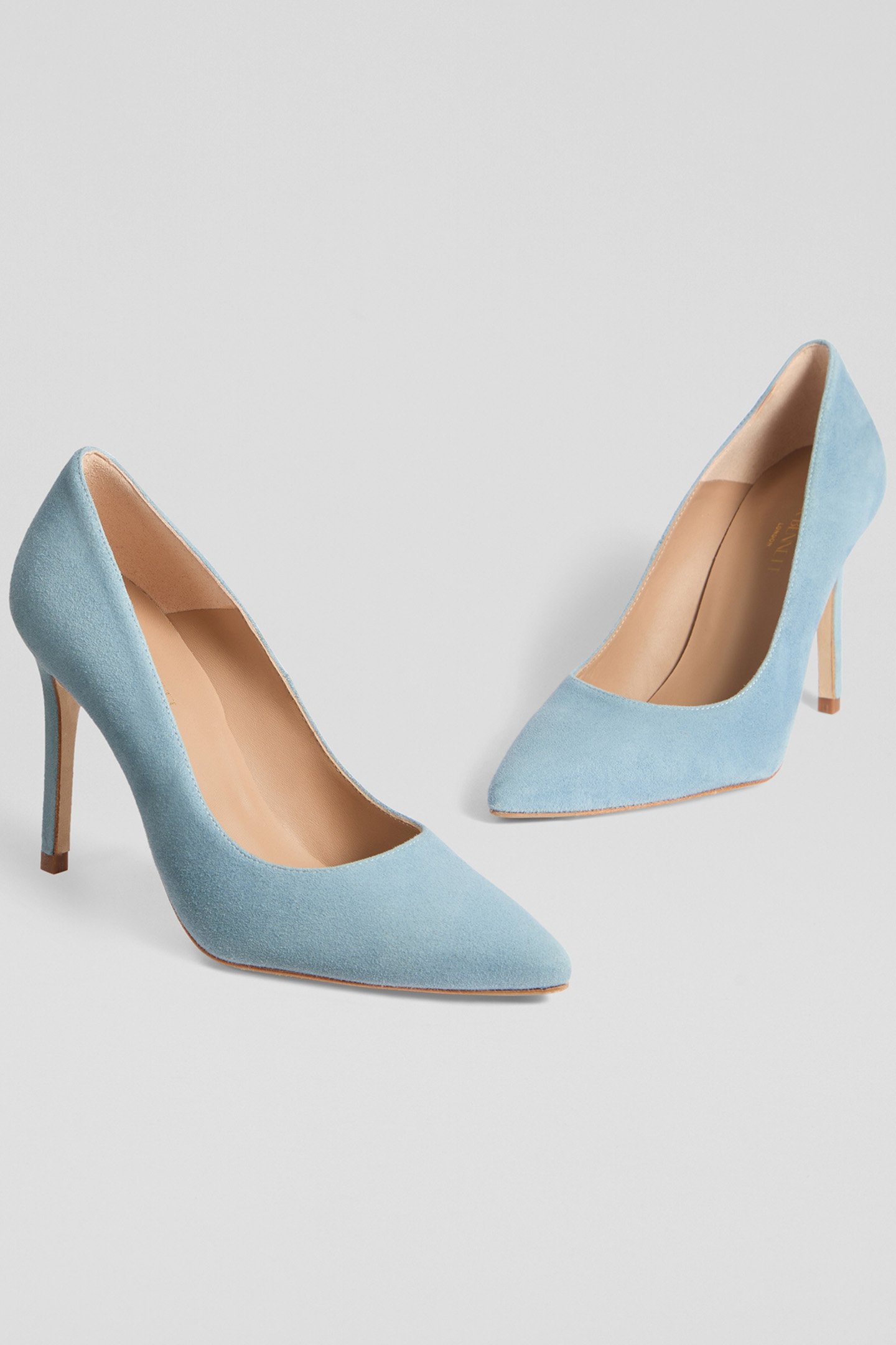 CC FERN POINTED STILETTO POWDER BLUE 3