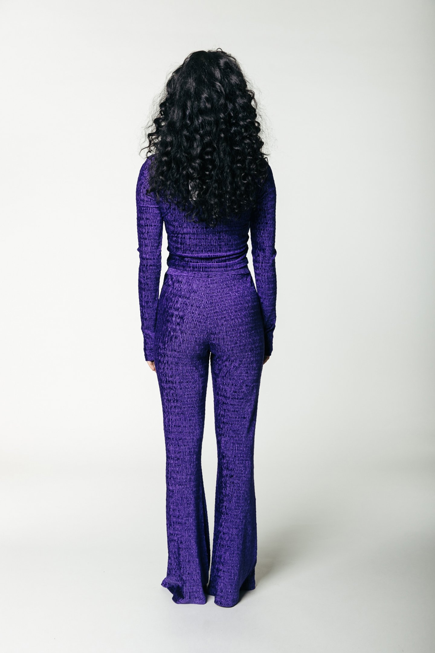 STRUCTURE VELVET EXTRA FLARE PANTS DEEP PURPLE 2