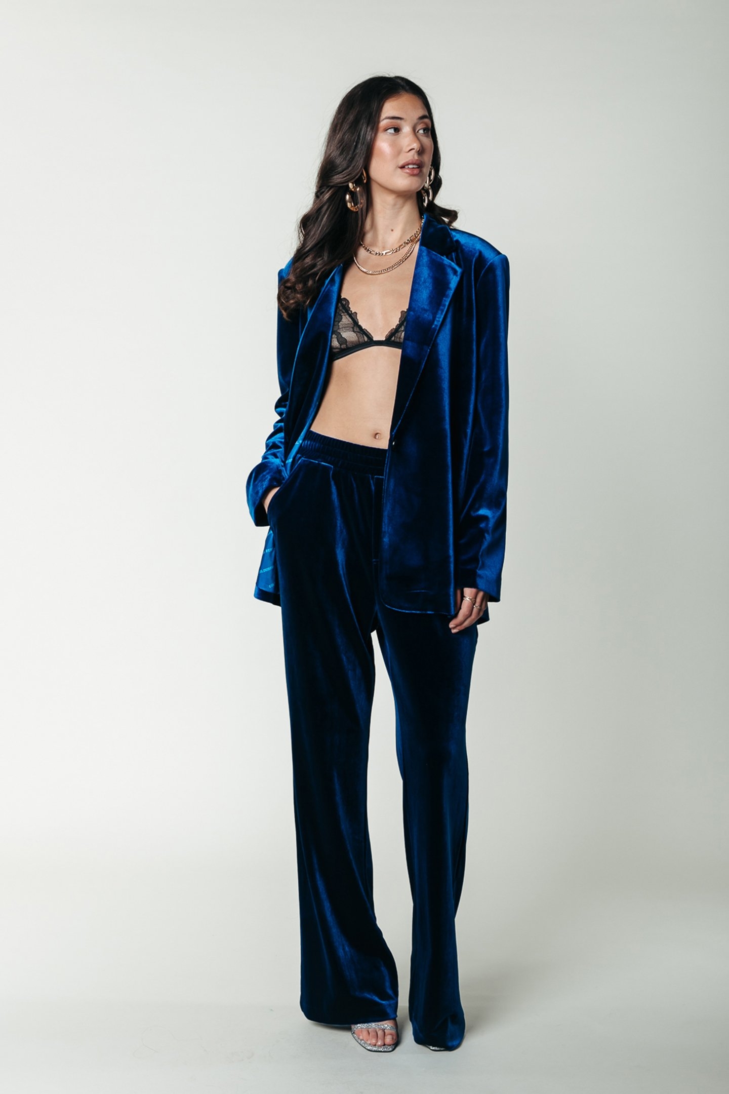 JIBY VELVET STRAIGHT PANTS VIBRANT BLUE 1