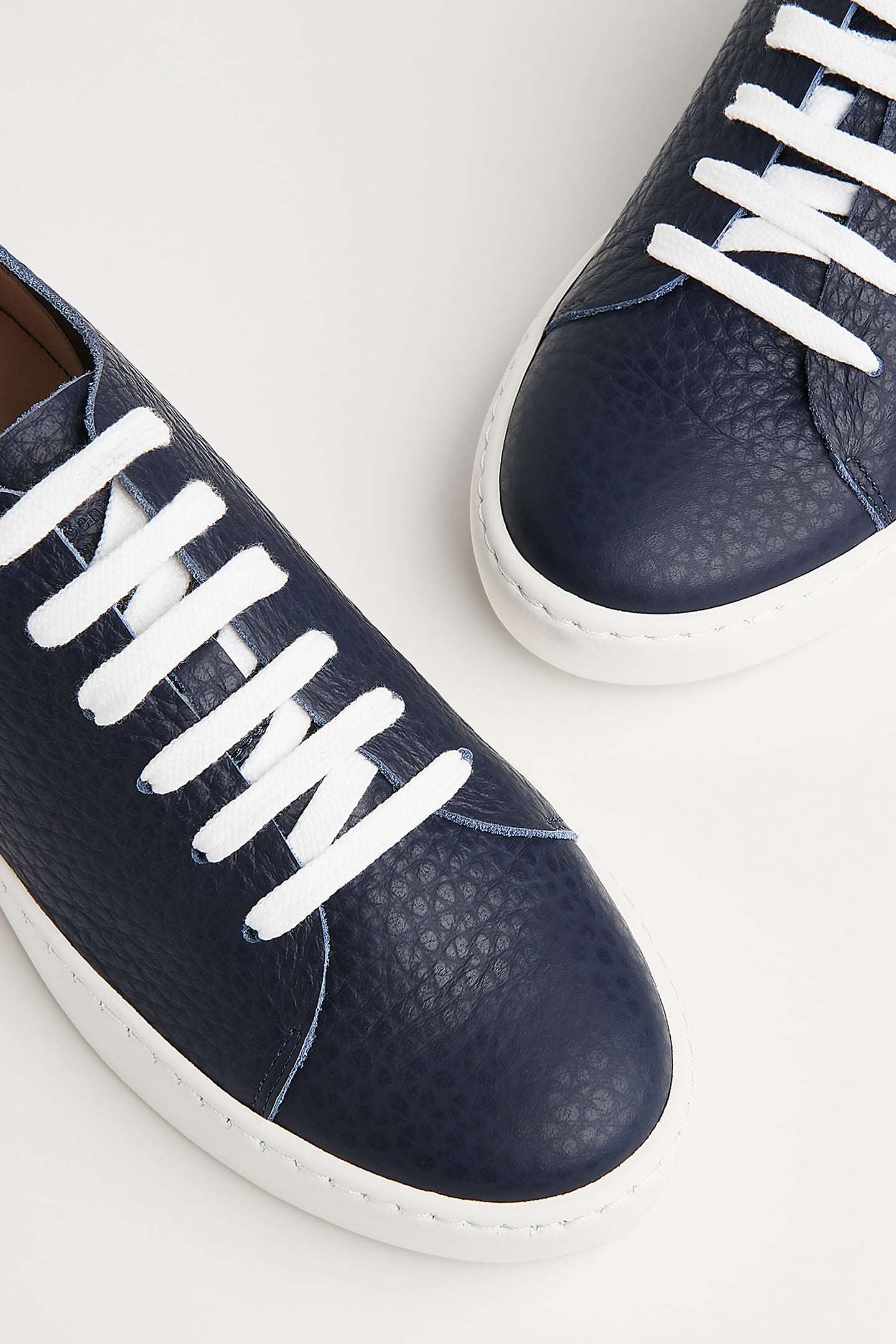TULUM UNLINED TRAINER NAVY 2