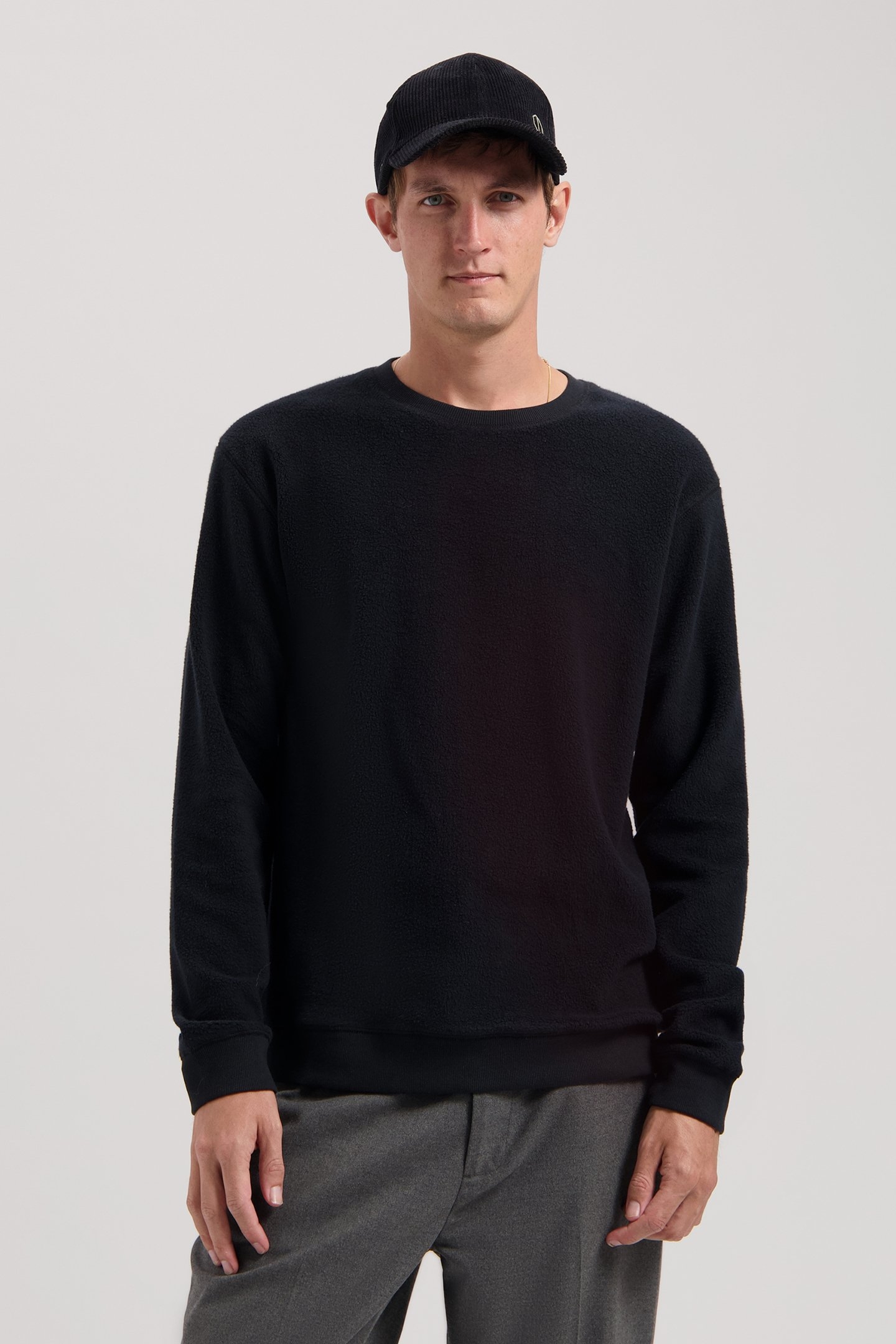 DS_LANDON CREWNECK BLACK 1