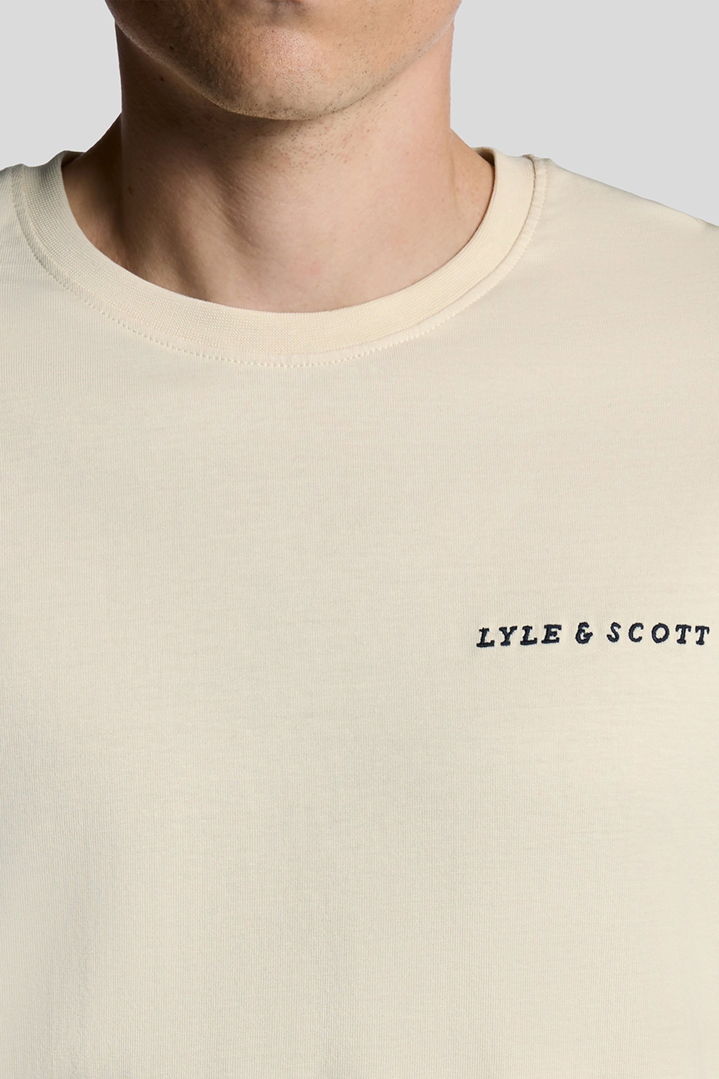 SCRIPT T-SHIRT FOAM 5