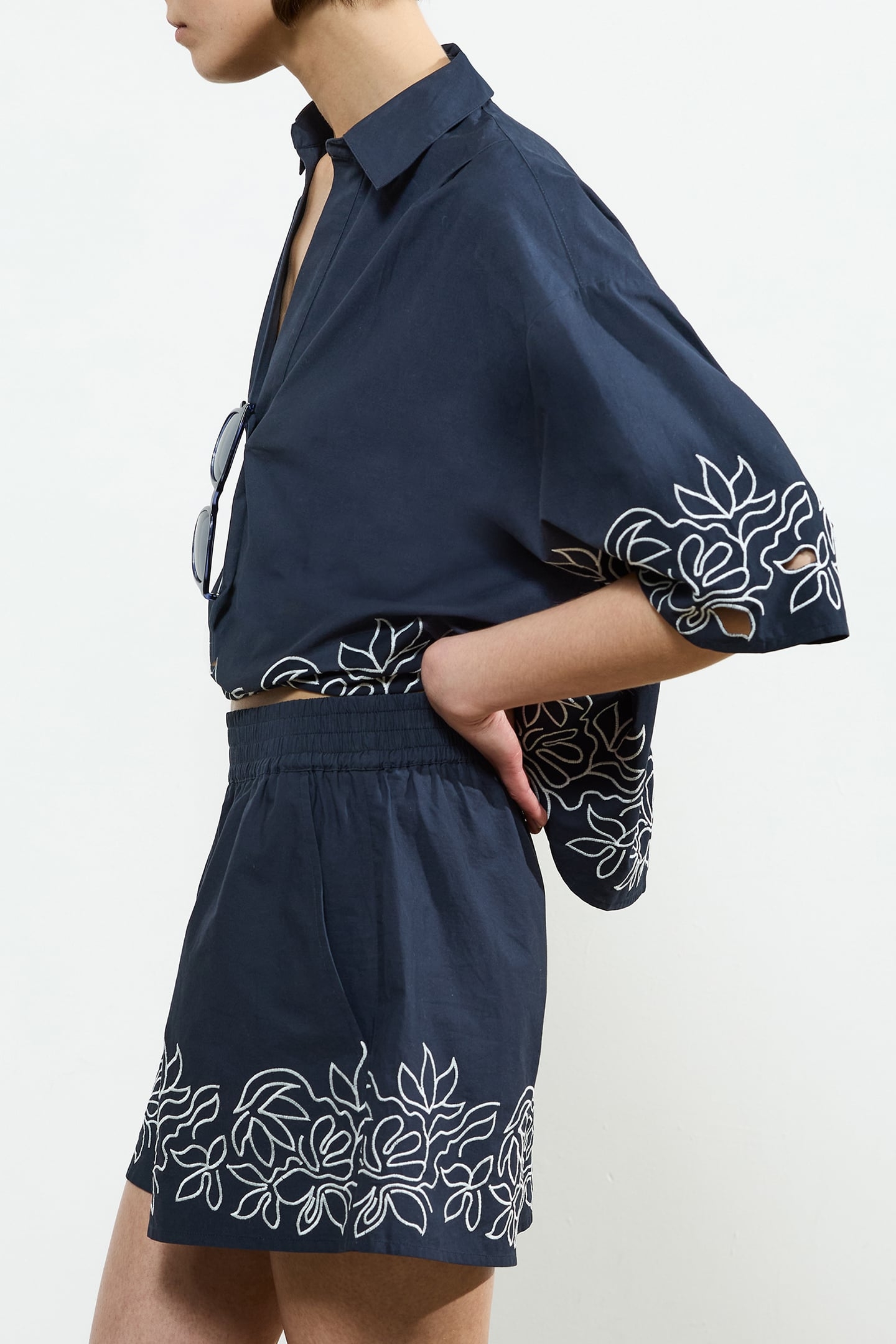 ALISSA COTTON SHORTS NAVY/WHITE 4