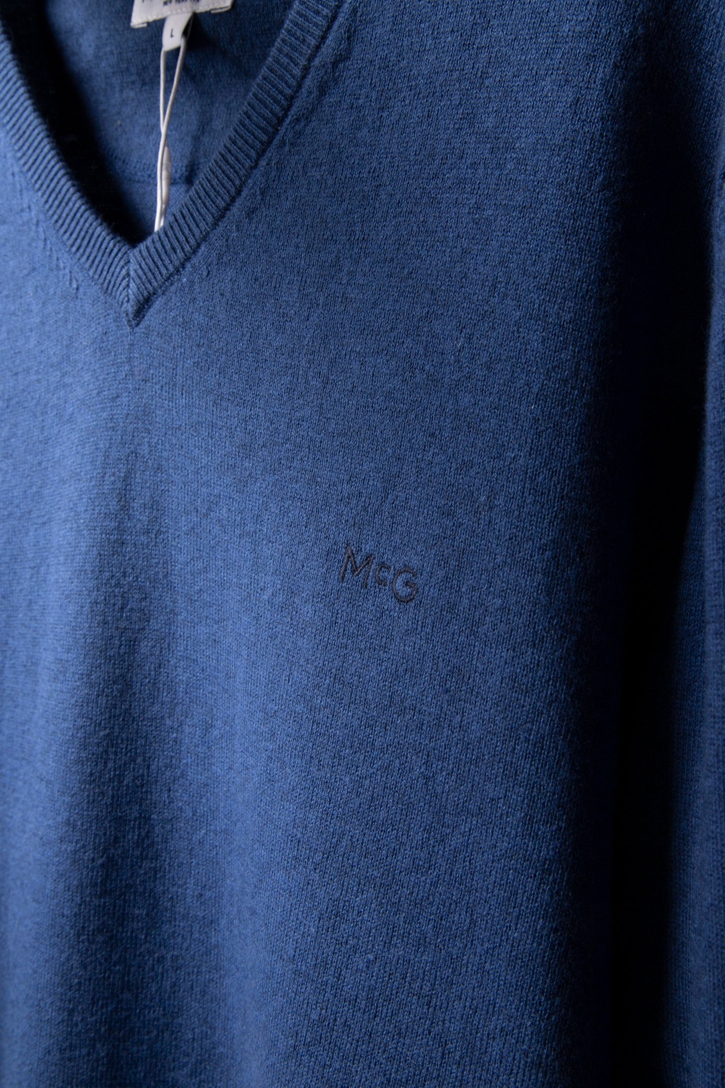 V-NECK SWEATER ROYAL BLUE 4