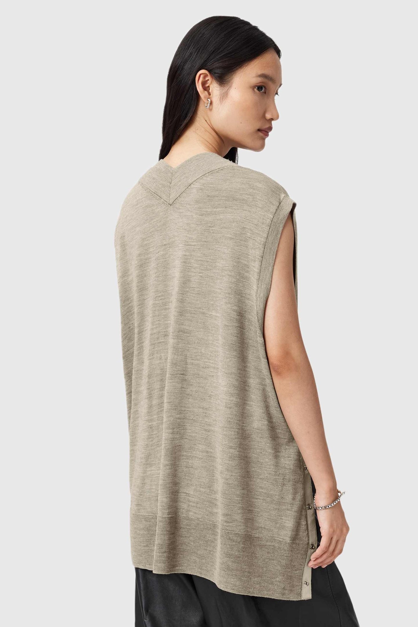 BERN STUD TANK TAUPE GREY 4