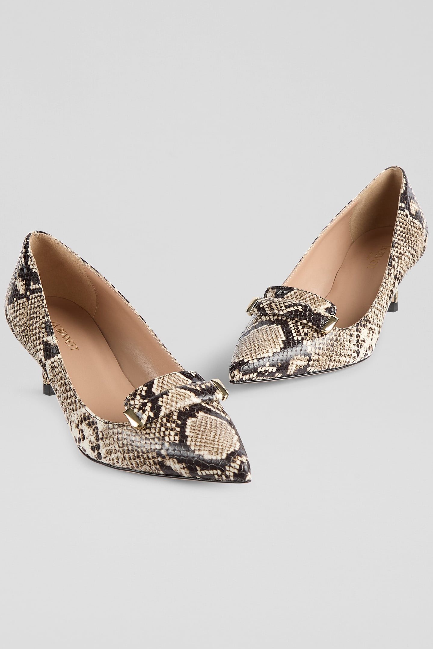 CC CARYN BAR TRIM COURT BLACK/WHITE 3