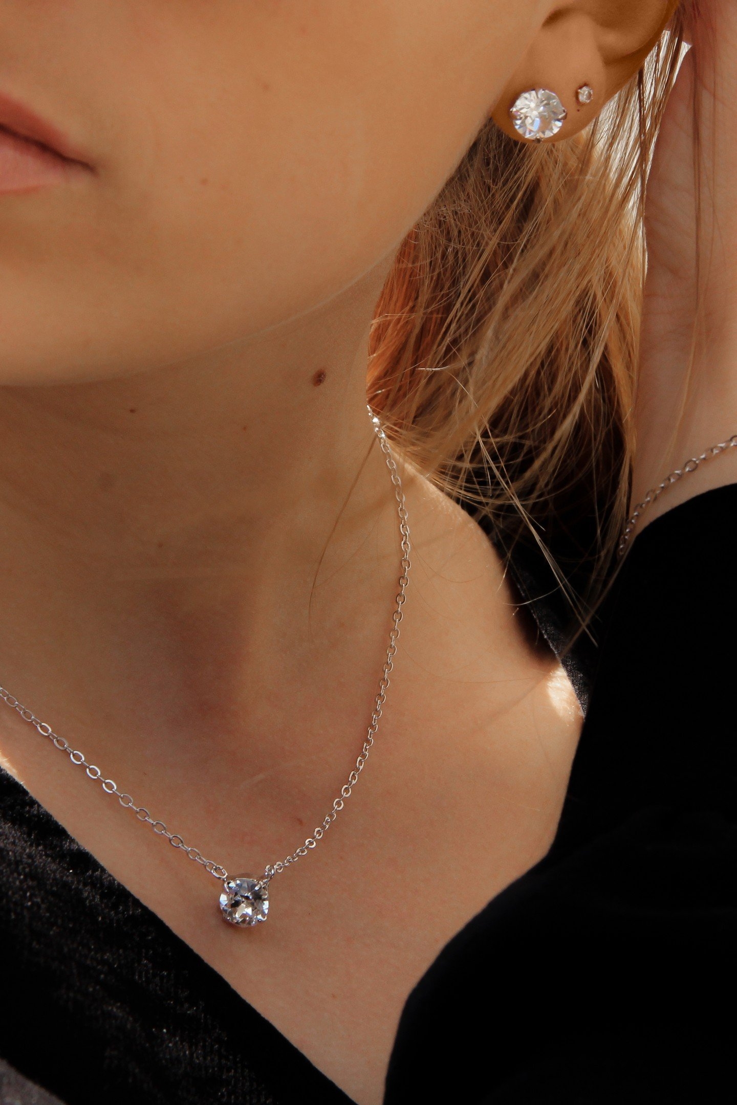 CRYSTAL SOLITAIRE NECKLACE 3
