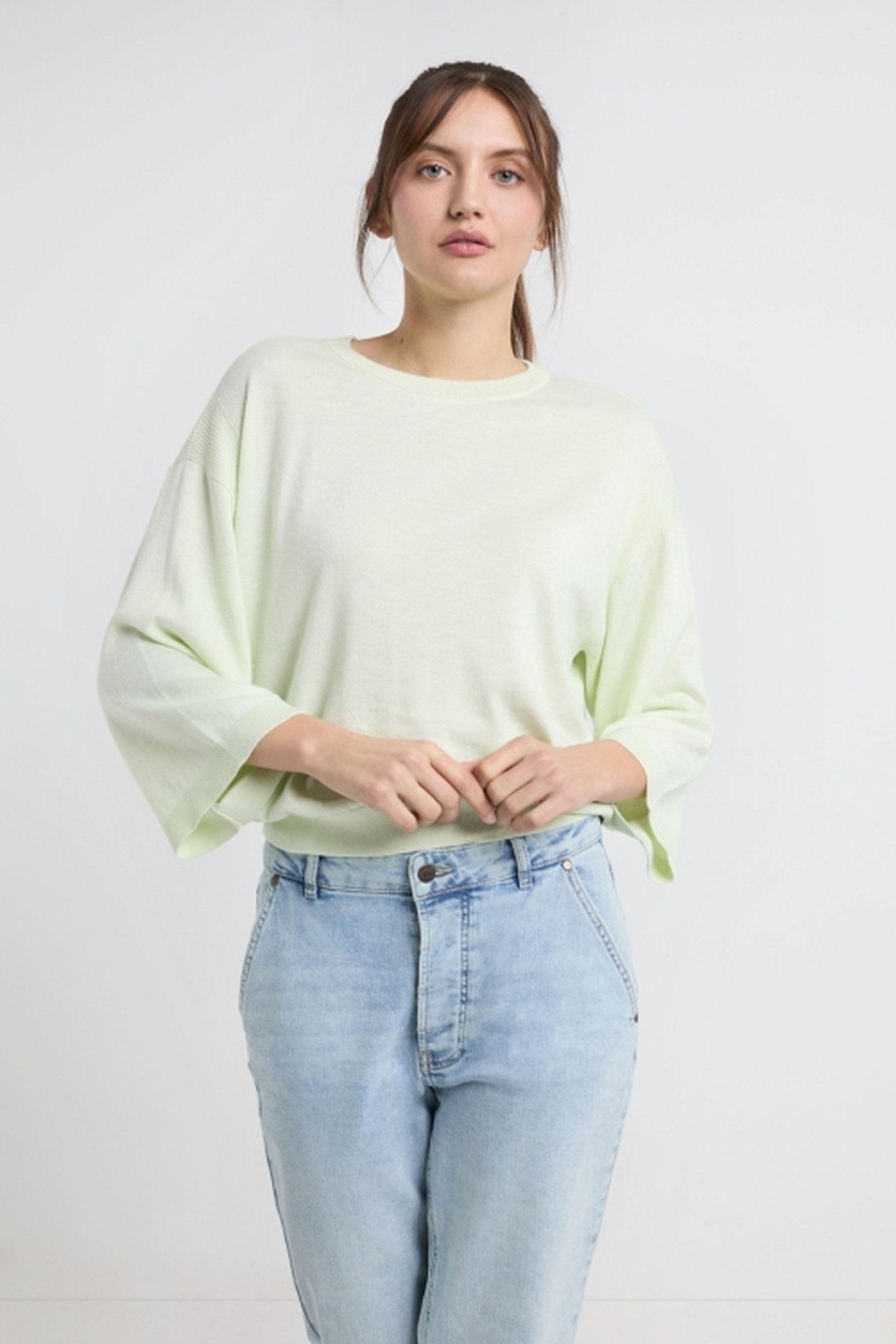 JANOU SWEATER KEY LIME 1