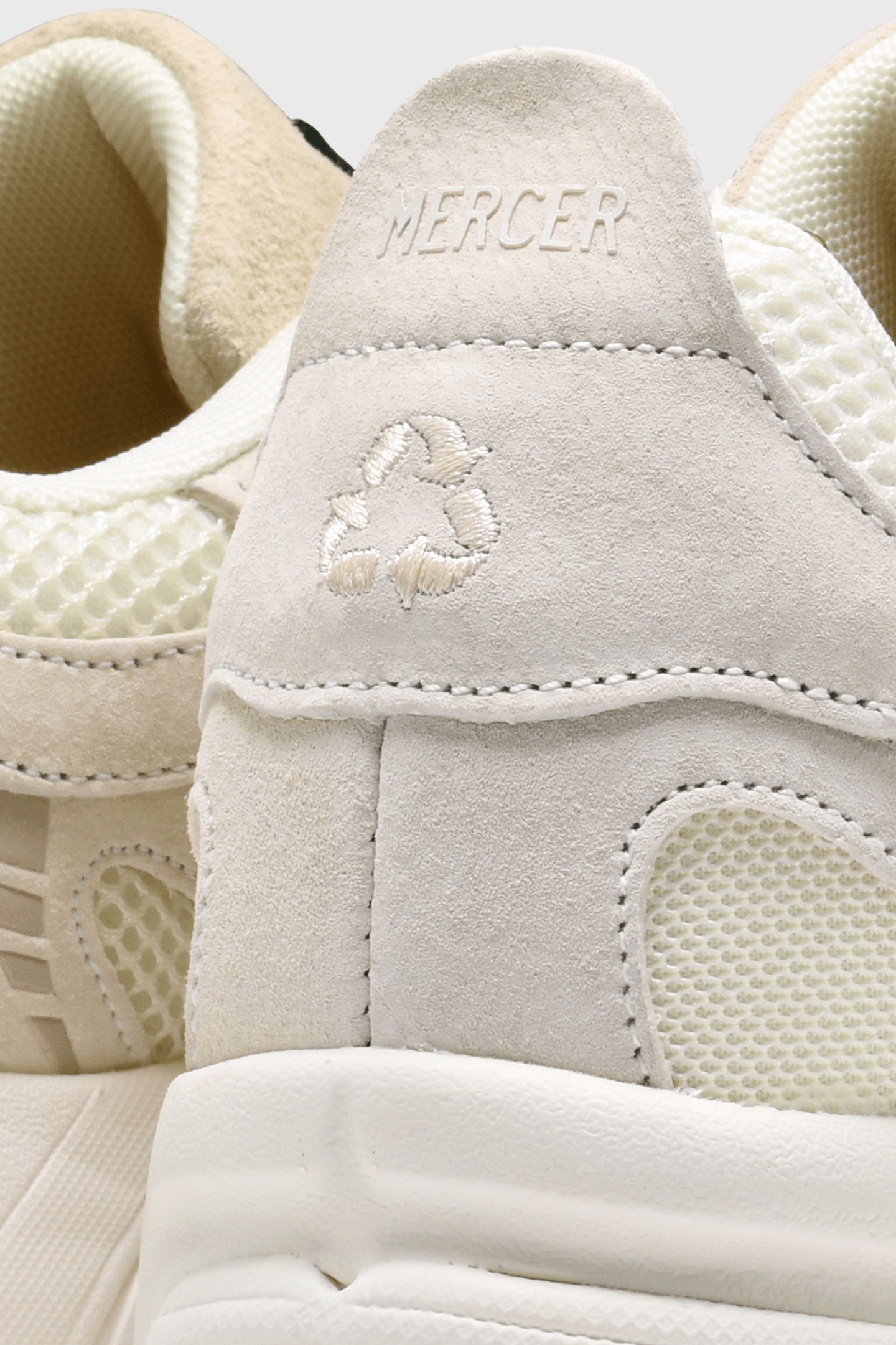 THE RE-RUN MONOCHROME OFF WHITE 3